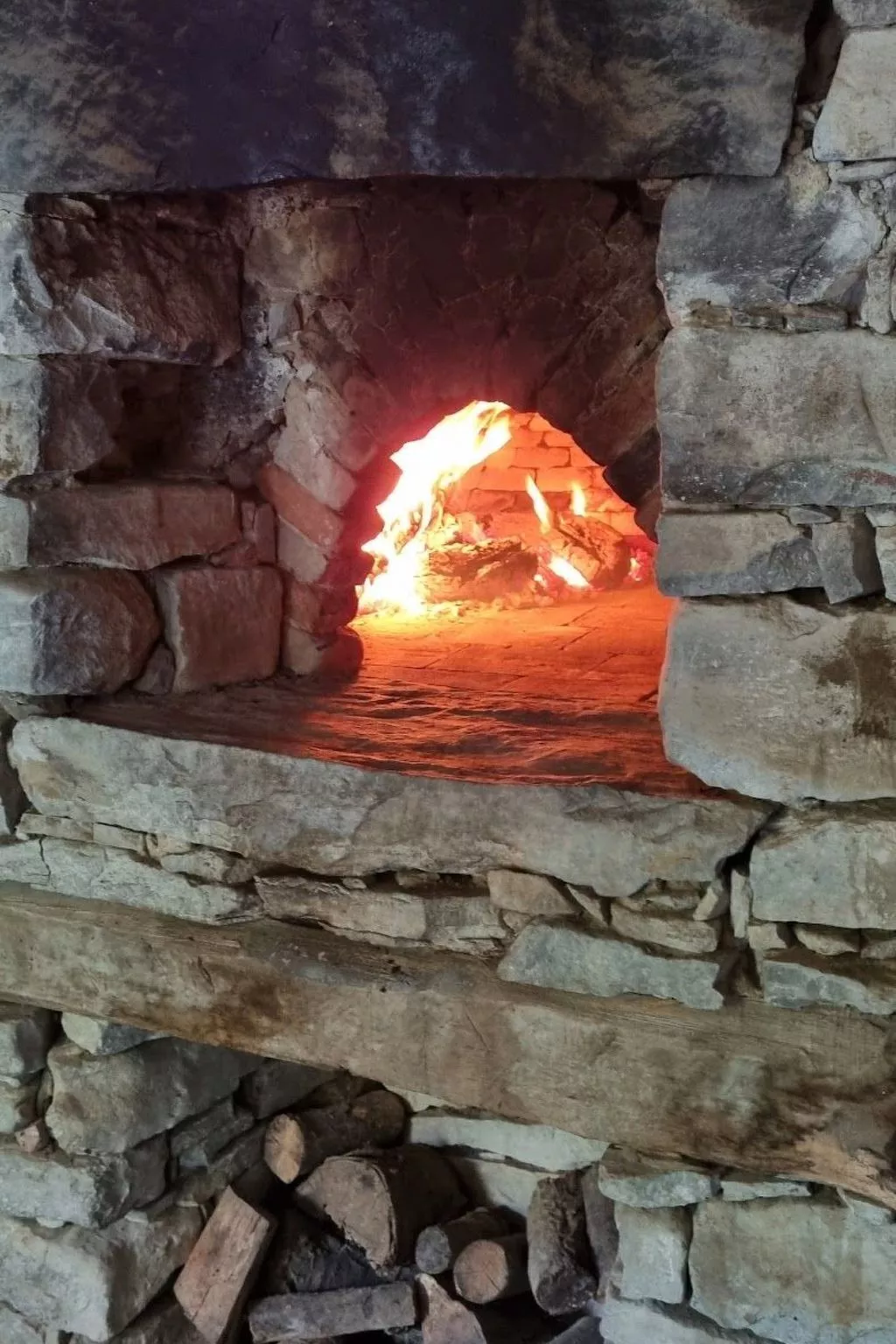Cascina Bricco 'Ein Balkon in den Alpen-Buiten