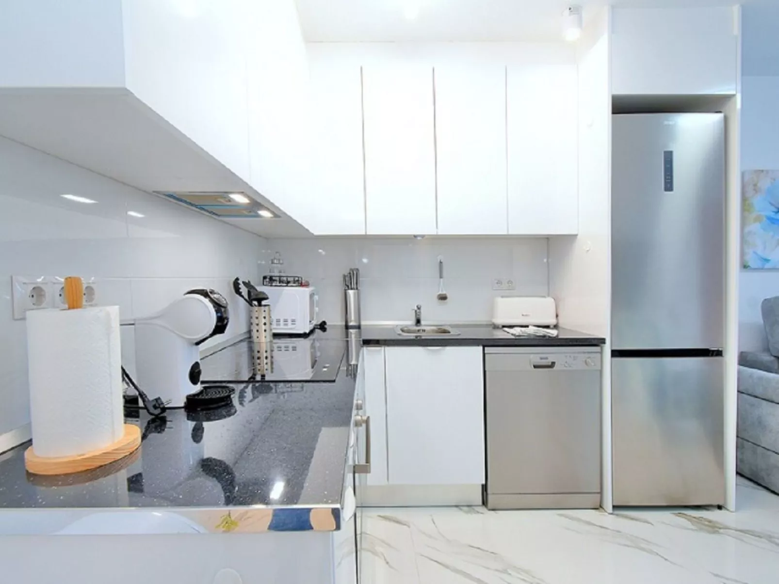 ADELFAS I - 12-Binnen