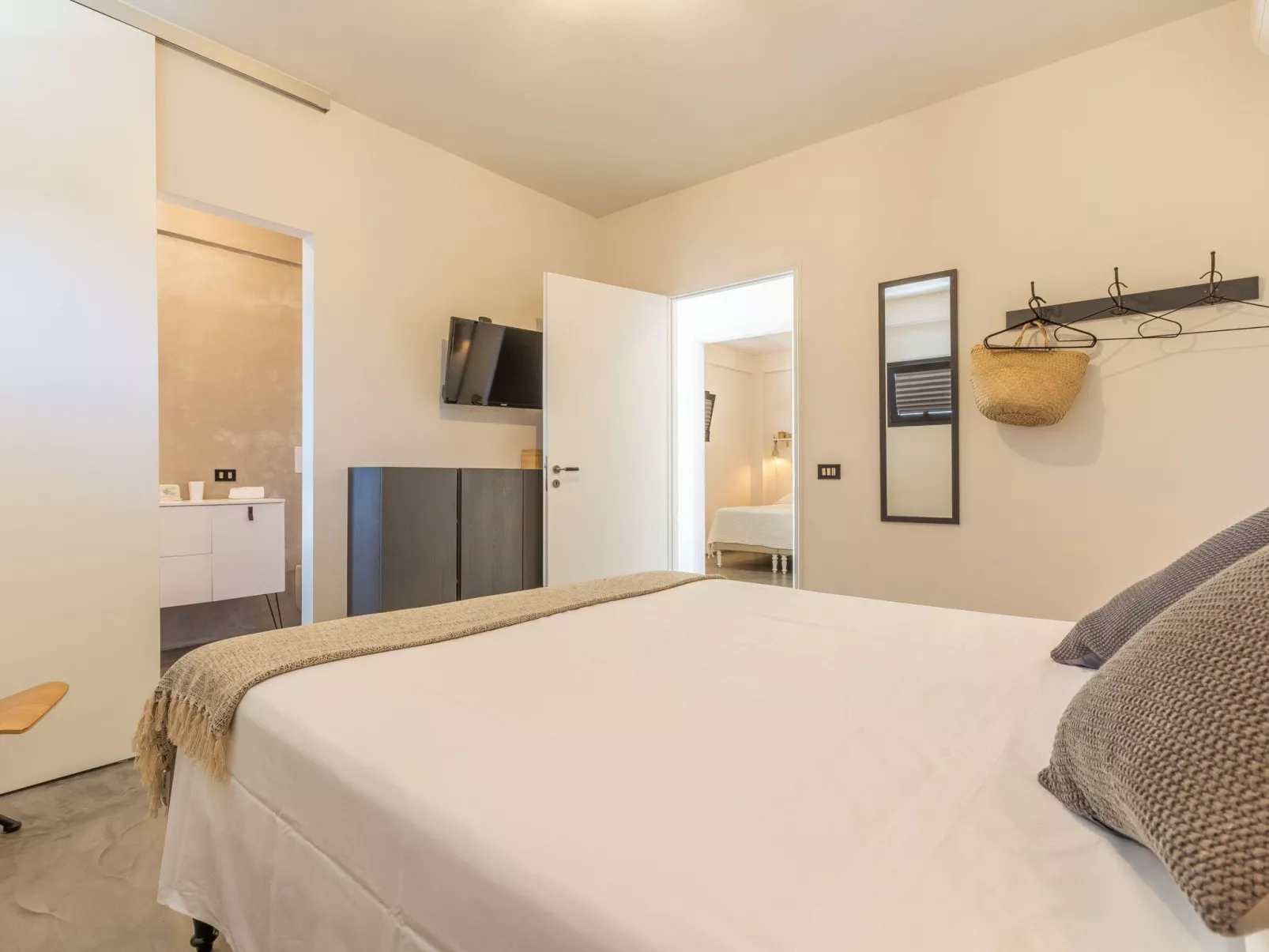 Demetra, moderne Villa mit Pool und Meerblick-Binnen