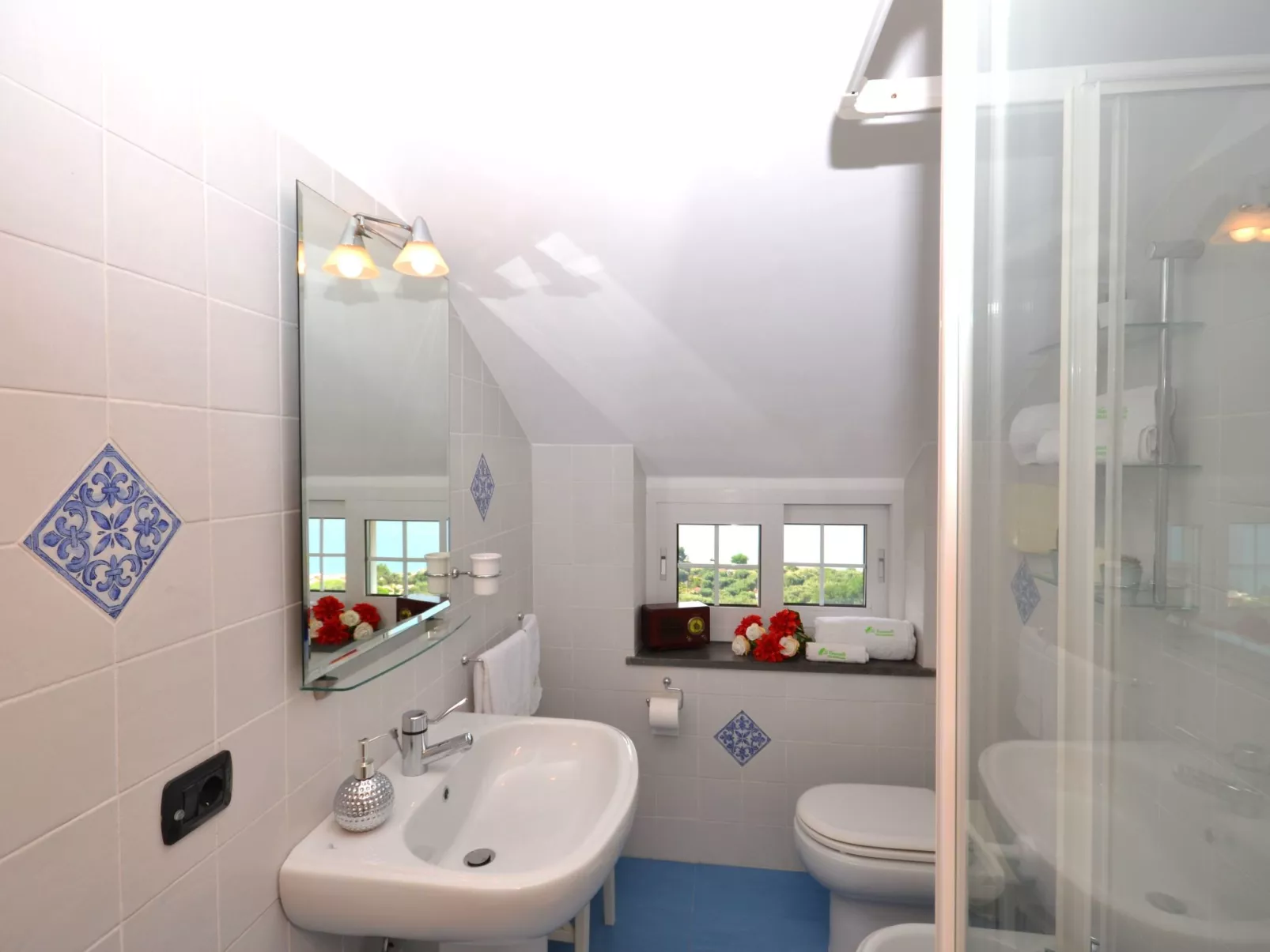 Traumvilla mit Panoramapool-Binnen