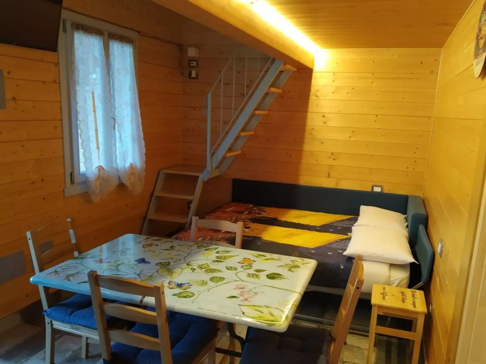 'Hortus la azurra'-Image-tags.info