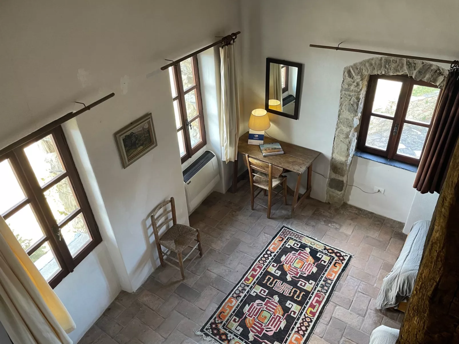 Retreat with a  View by Holiday World-Binnen