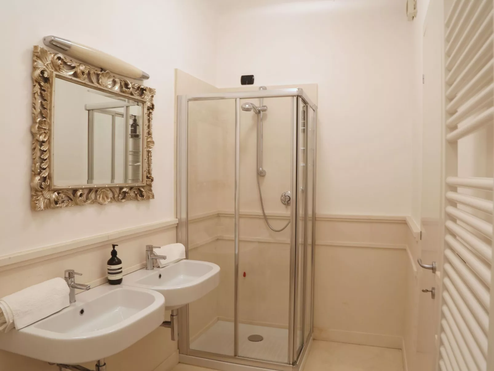 Elegante Unterkunft im Zentrum in der Nähe des Meeres-Image-tags.info