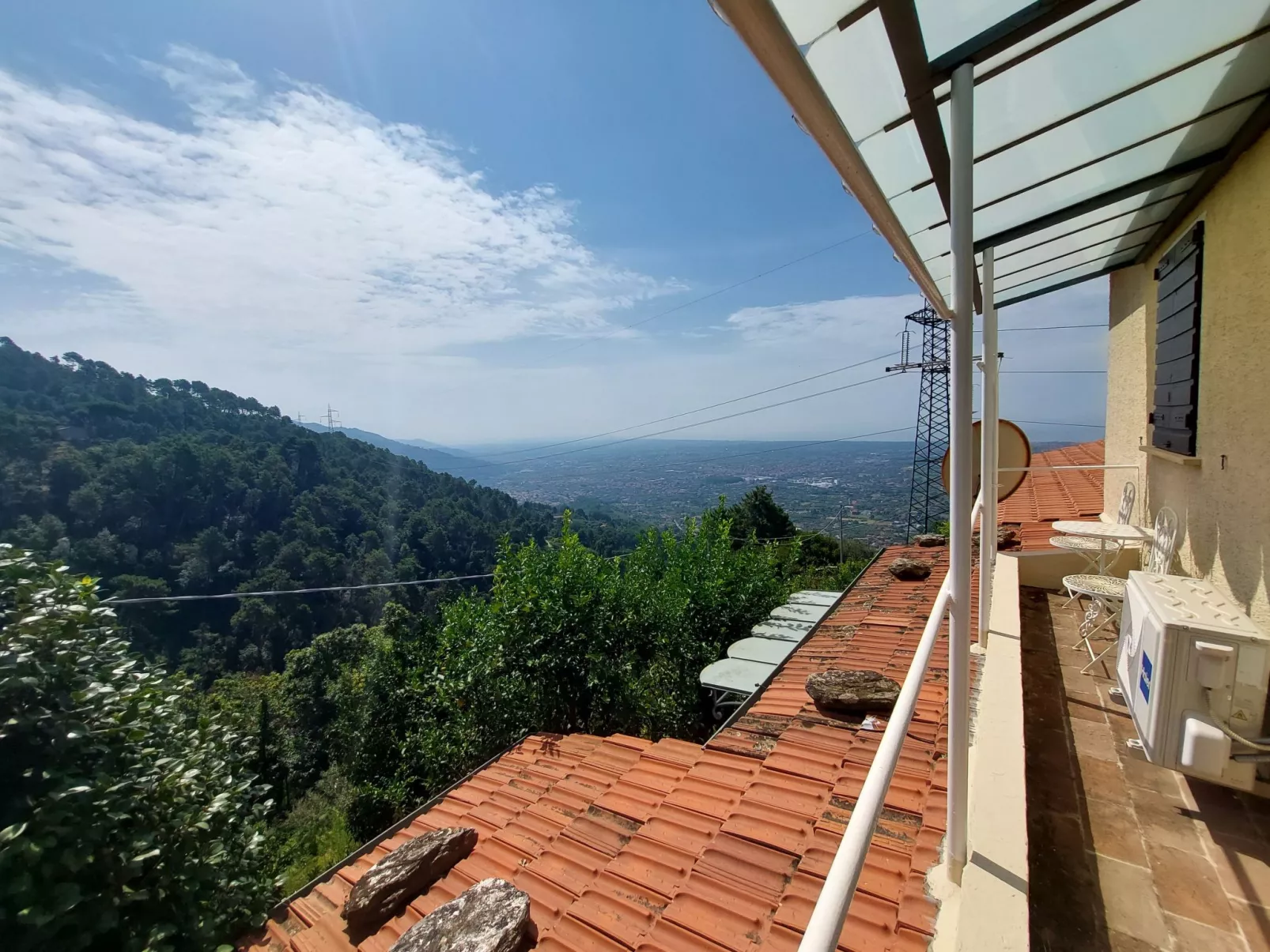 'Casa Peppina' mit Terrasse-Buiten