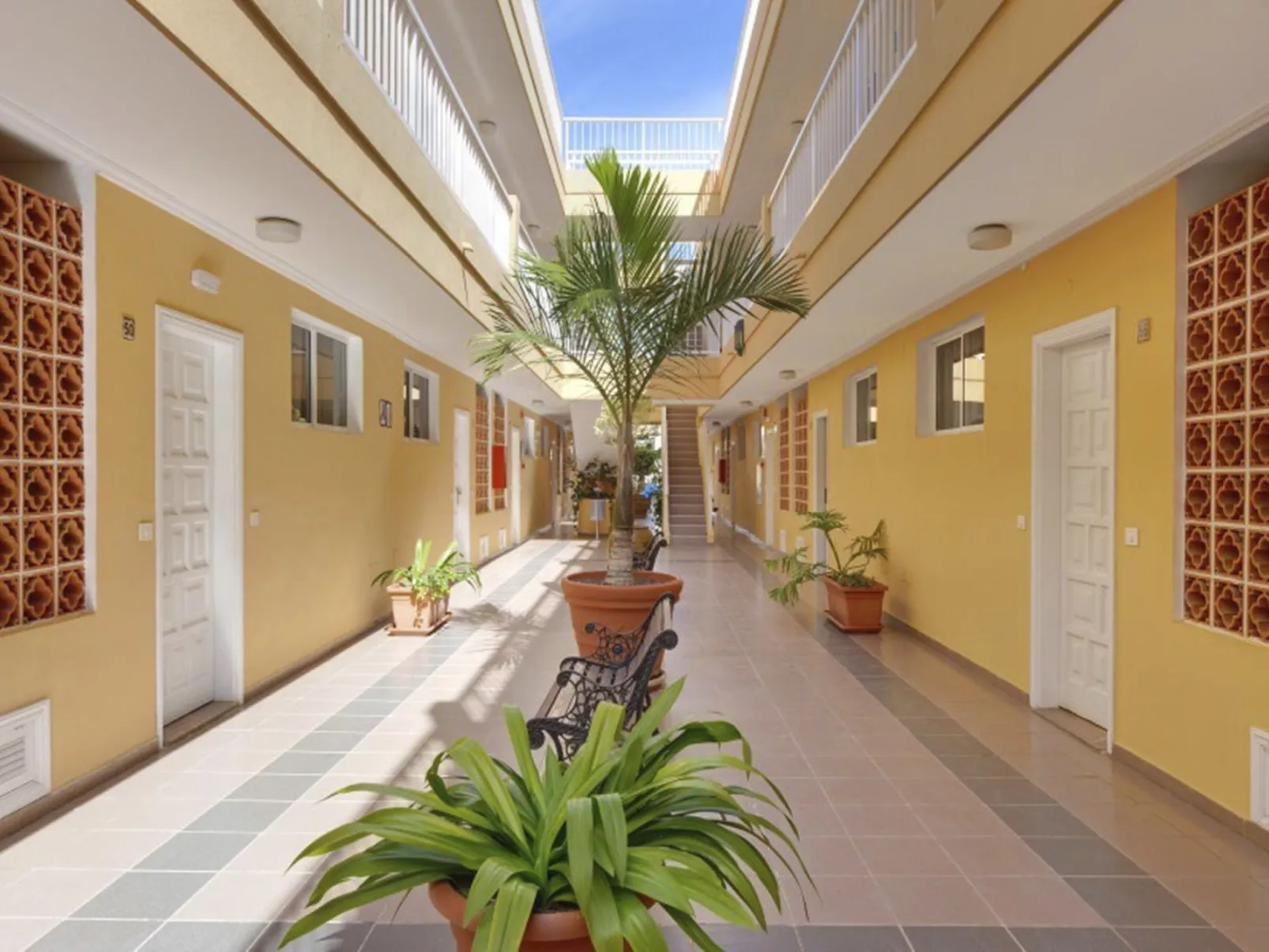 Apartment La Arena-Buiten