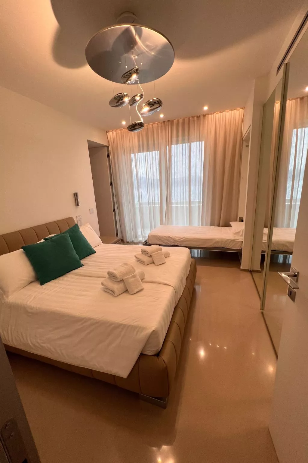 Exklusive Villa Agave mit Seeblick und privatem Pool-Binnen