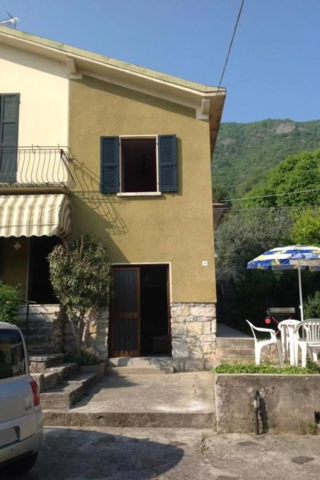 In Salò mit Grill, Terrasse und Garten-Buiten