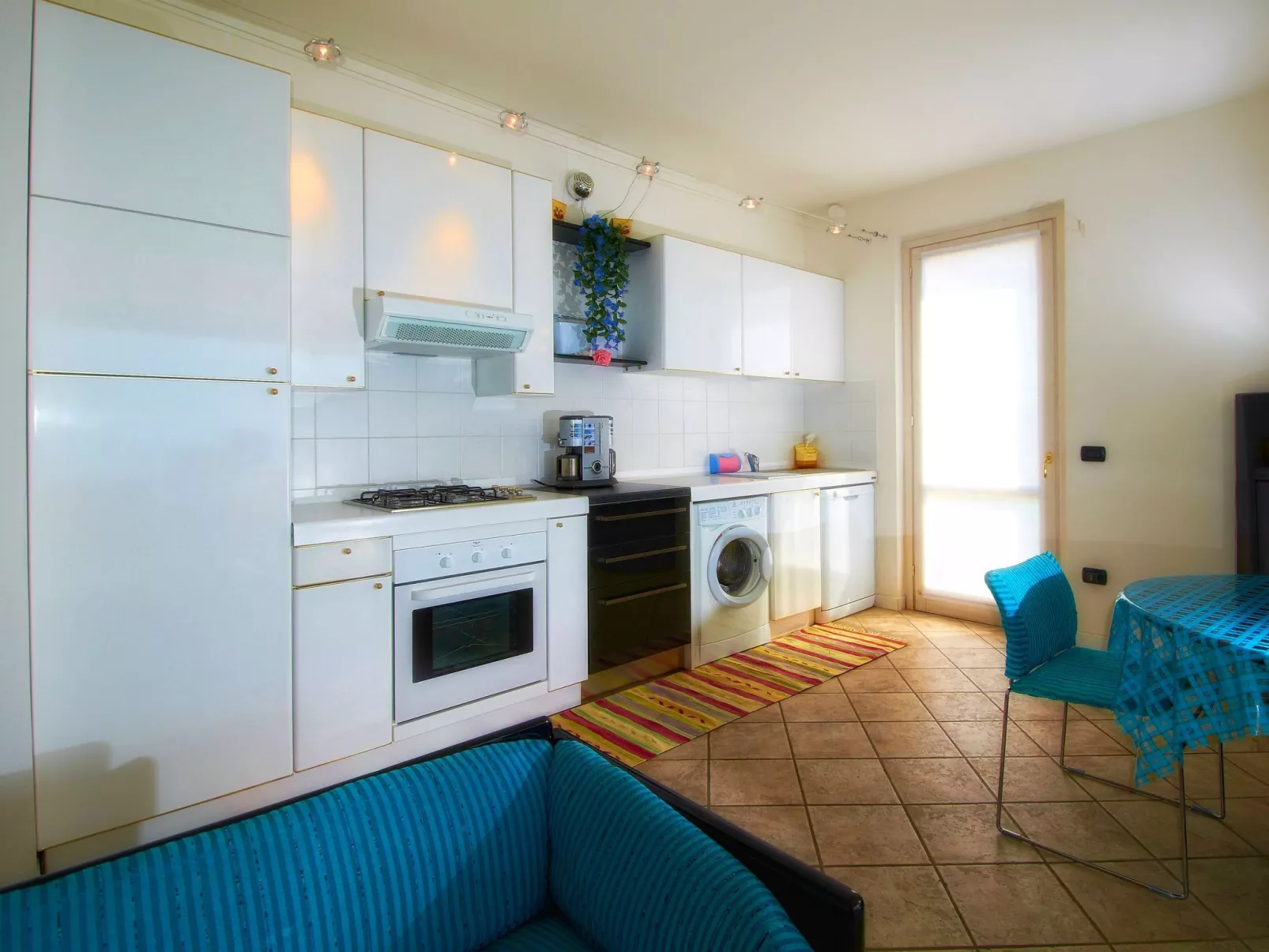 Türkisfarbenes Haus mit fantastischer Aussicht-Binnen