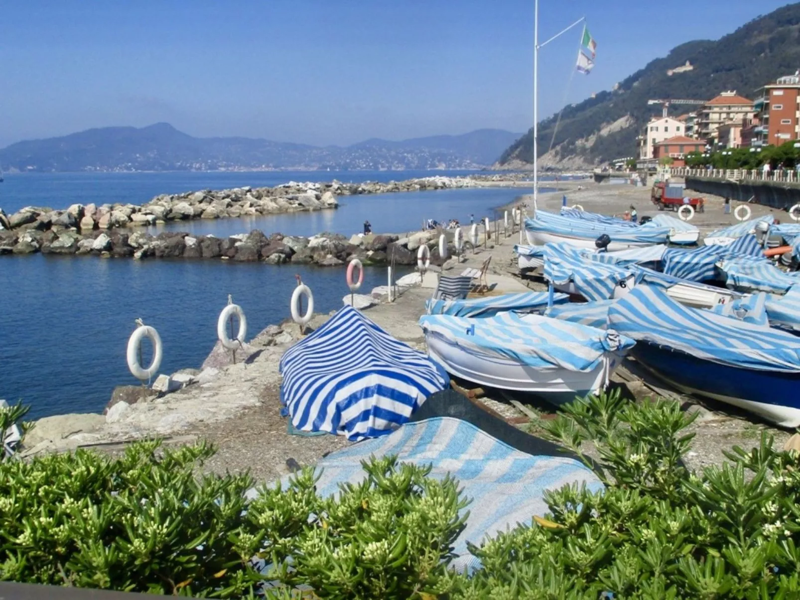 House Tigullio by Holiday World-Binnen