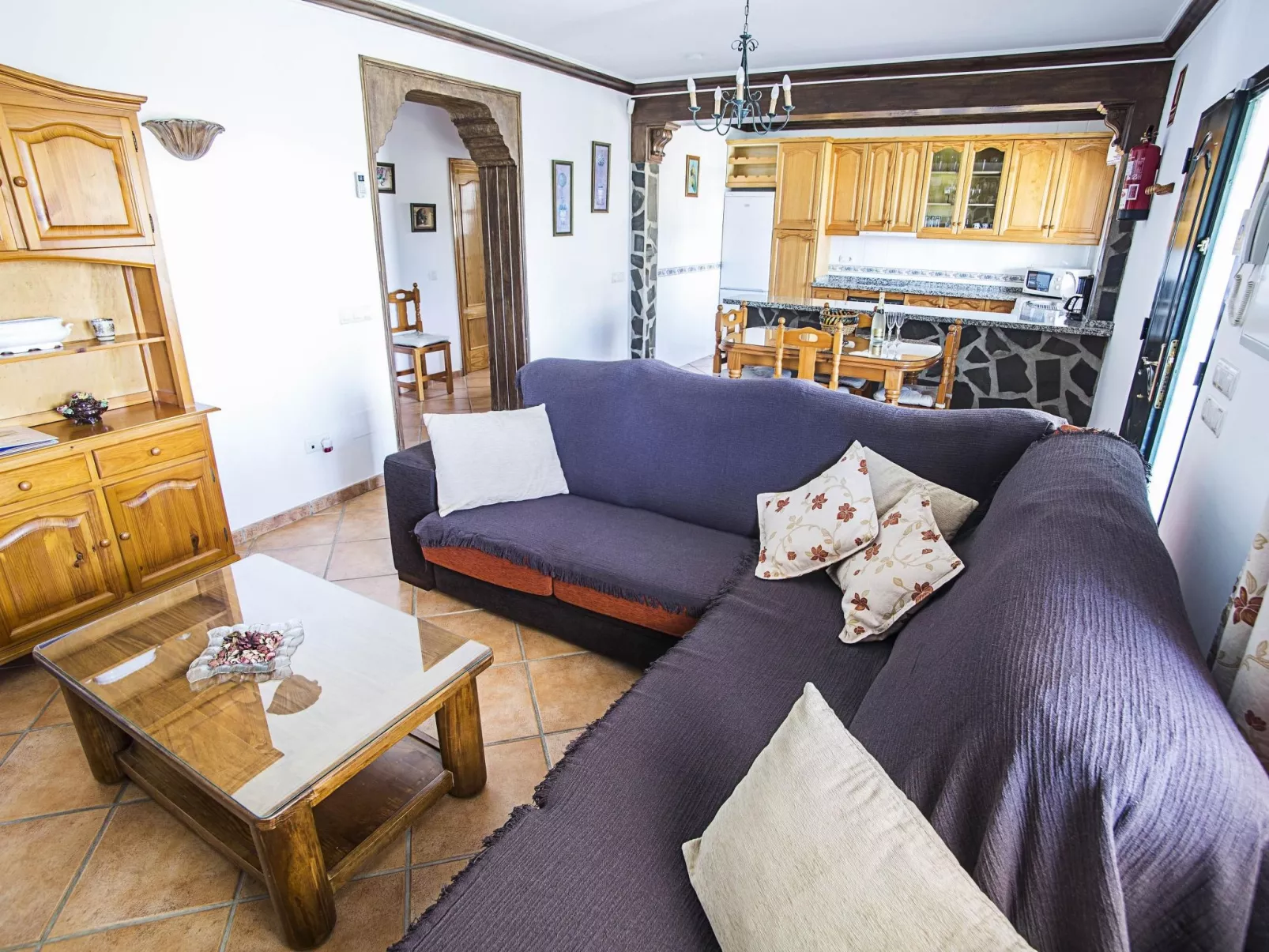 "Villa el Cano" mit Schwimmbad-Binnen