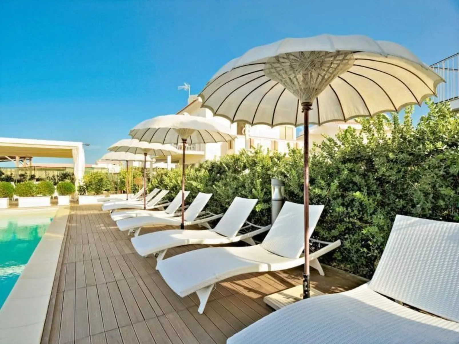 Appartement in Marchesana mit Großer Terrasse-Binnen