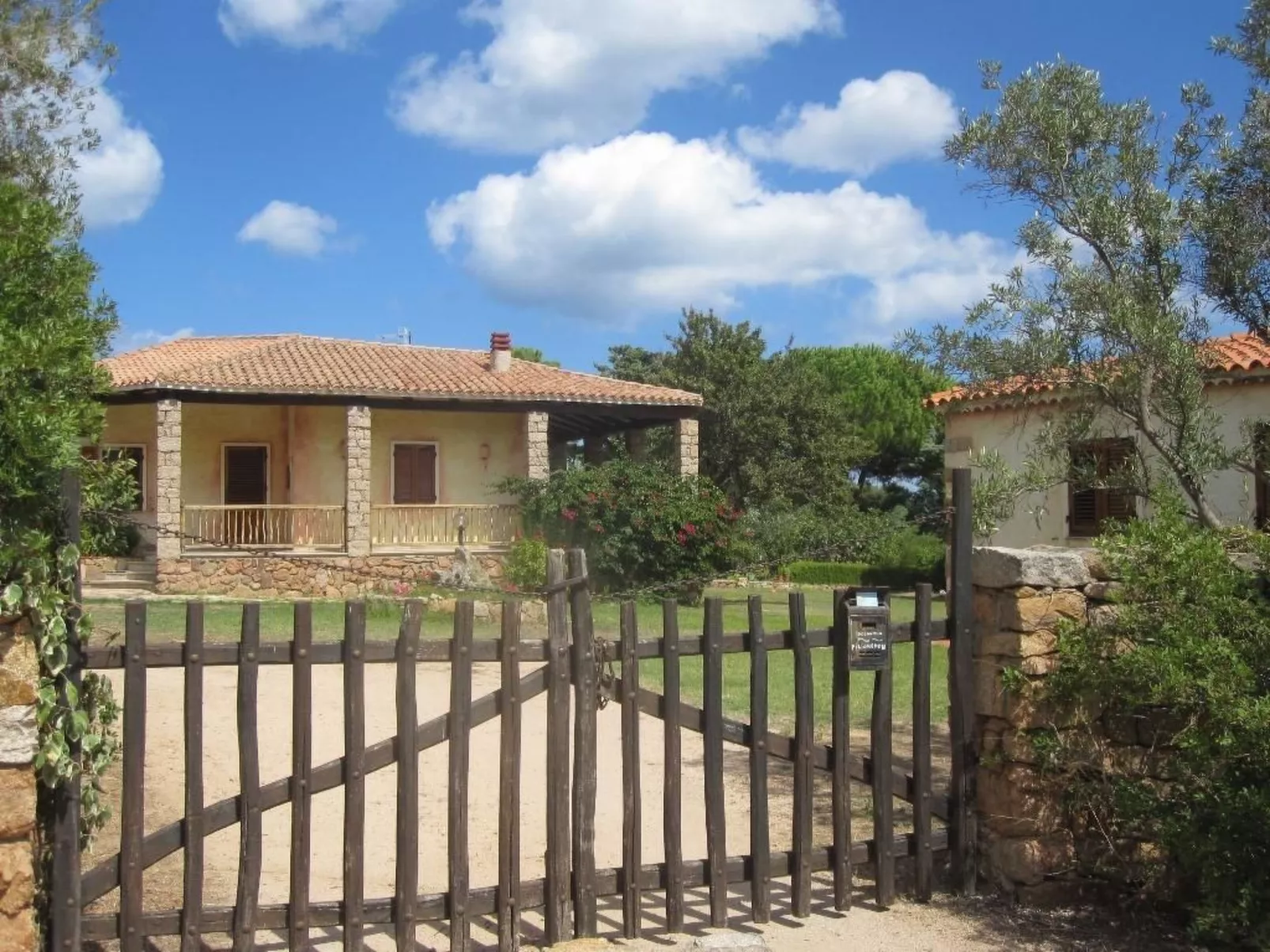 Charmante Wohnung Lungomare Cannigione-Image-tags.info