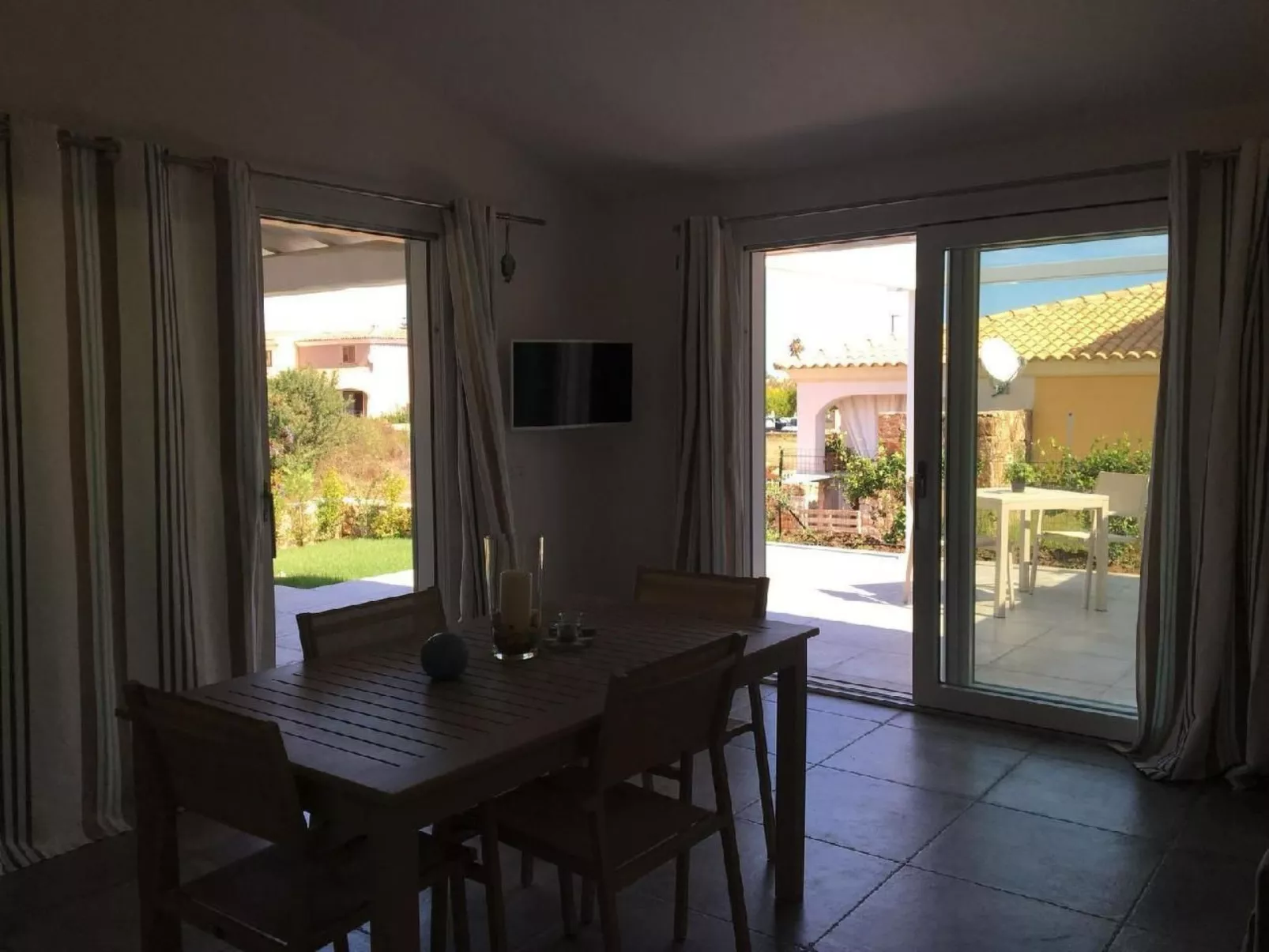 Haus in Budoni mit privatem Parkplatz-Image-tags.info