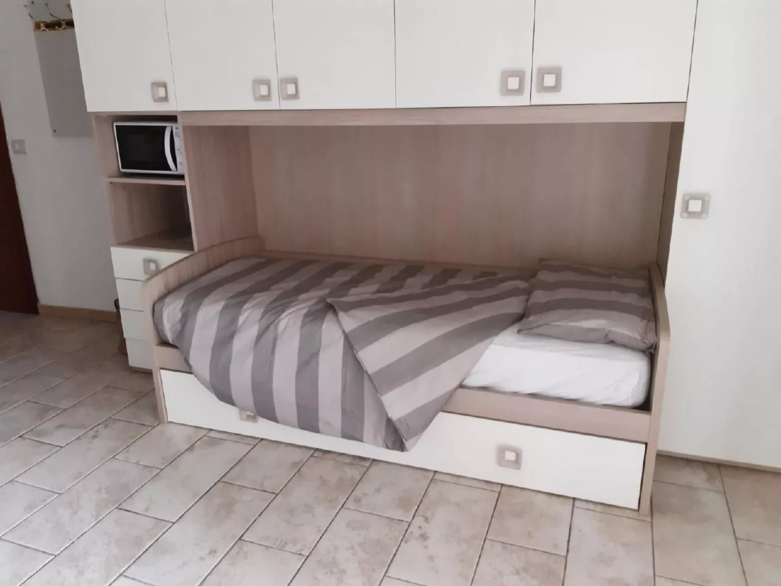 Wohnung in Euroville mit gemeinschaftlichem Pool-Binnen