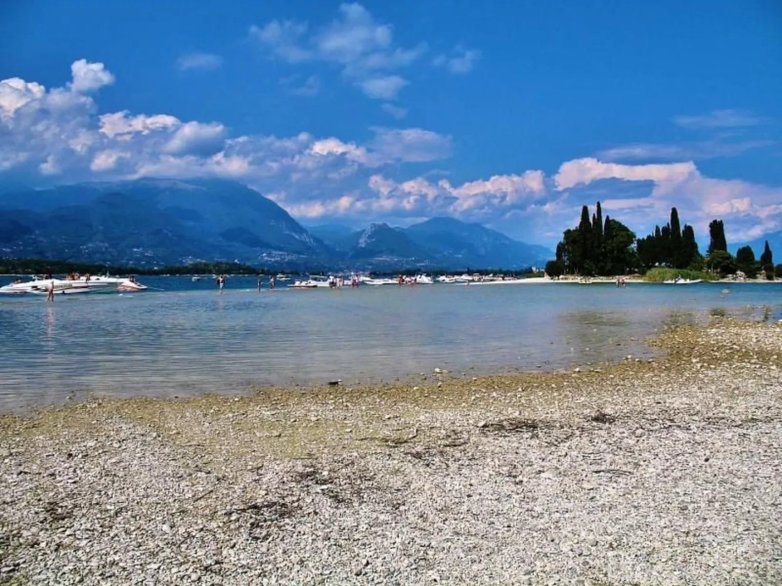 Wohnung in Solarolo mit privatem Parkplatz-Buiten