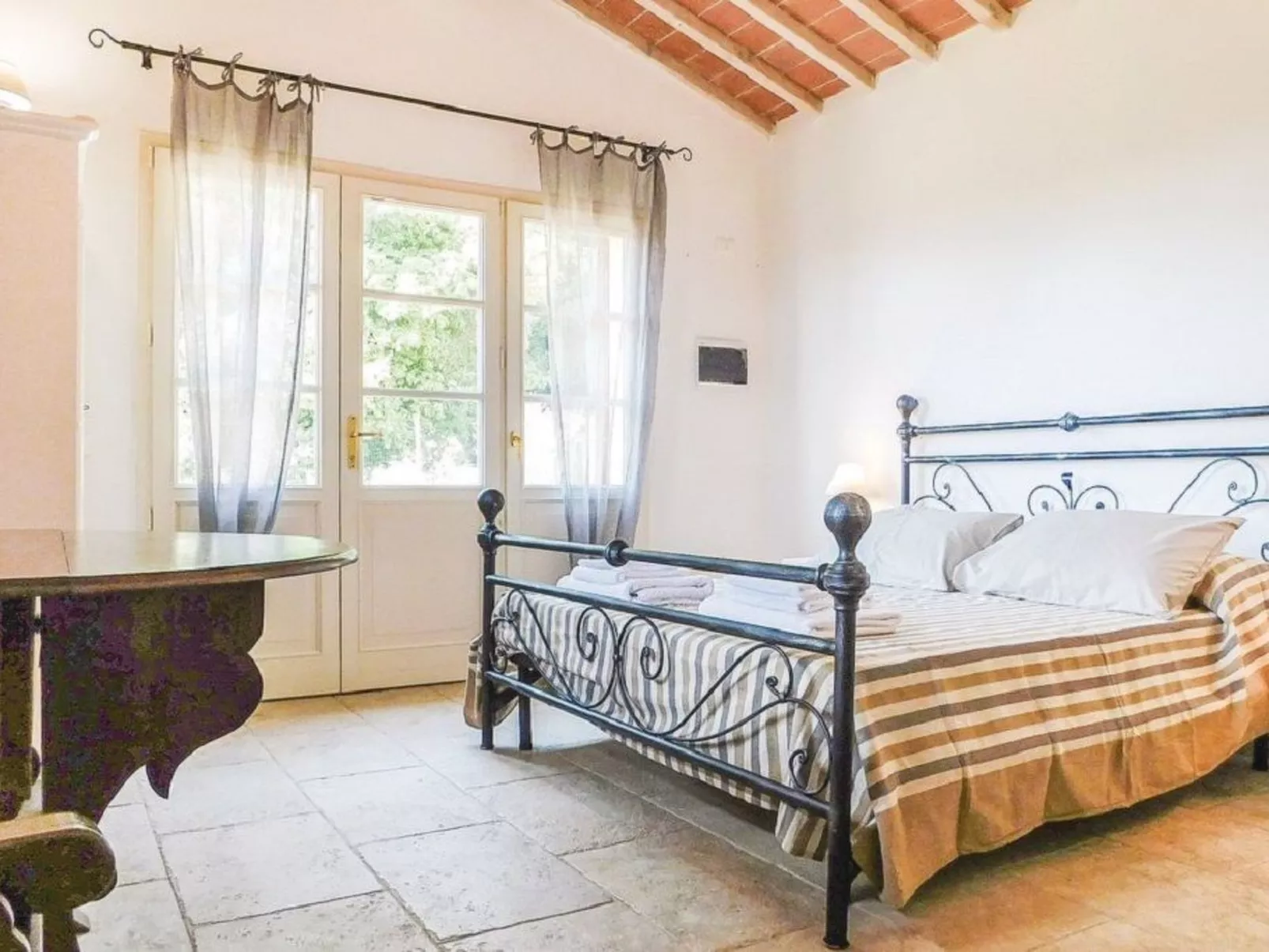 Badia Vecchia-Image-tags.info