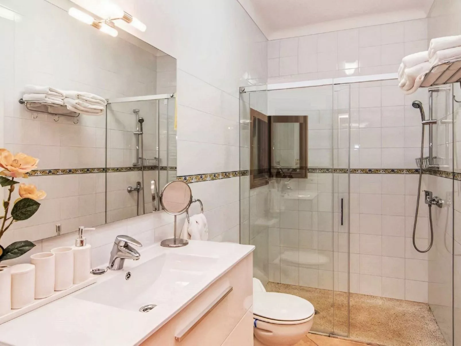 Schöne Finca mit Aussicht, Pool und Jacuzzi-Image-tags.info