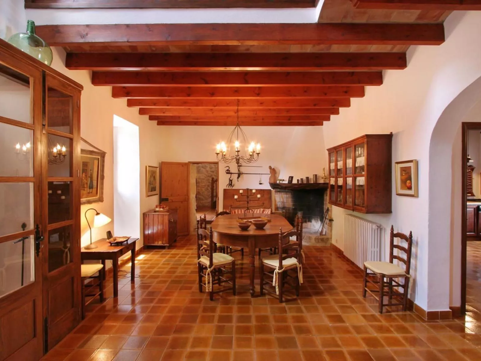 Guillo. 300 Jahre Geschichte an einem zeitlosen Ort-Image-tags.info