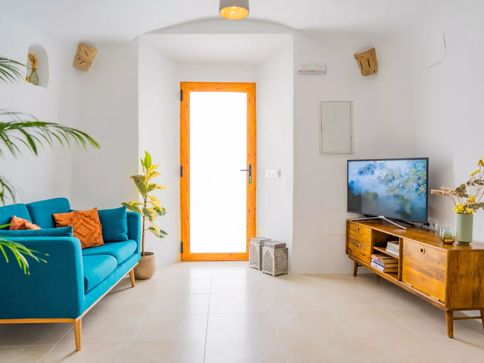 Luxuriöse Finca mit Pool, Spa und spektakulärer Aussicht-Binnen