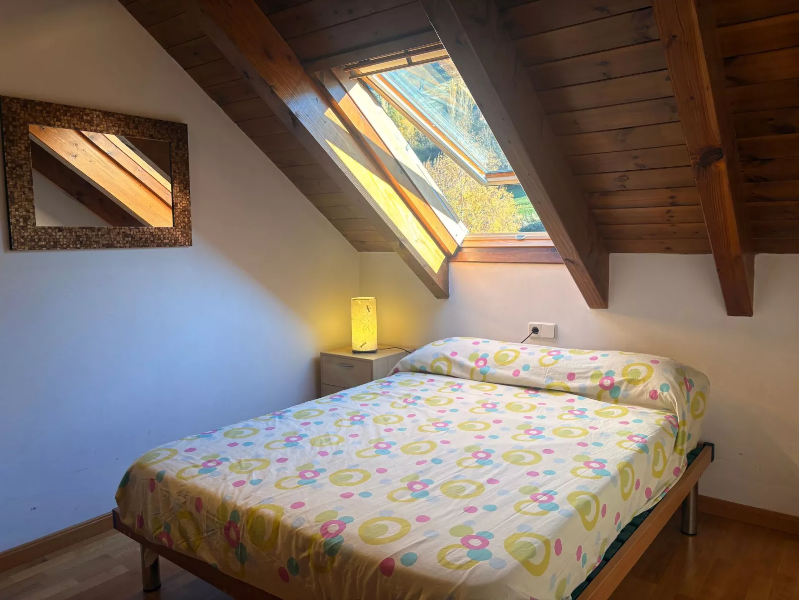 Dachgeschosswohnung mit Velux erta 3 Vall de Boí-Binnen