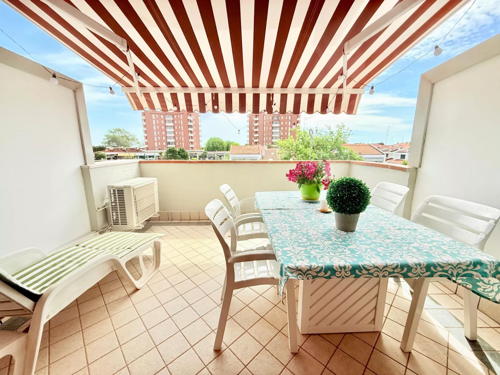 Hübsches Studio-Apartment 250 m vom Meer entfernt, direkt im Zentrum-Binnen