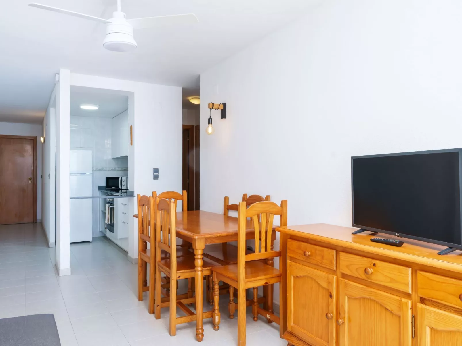 Forner Apartments - Mit Meerblick-Binnen