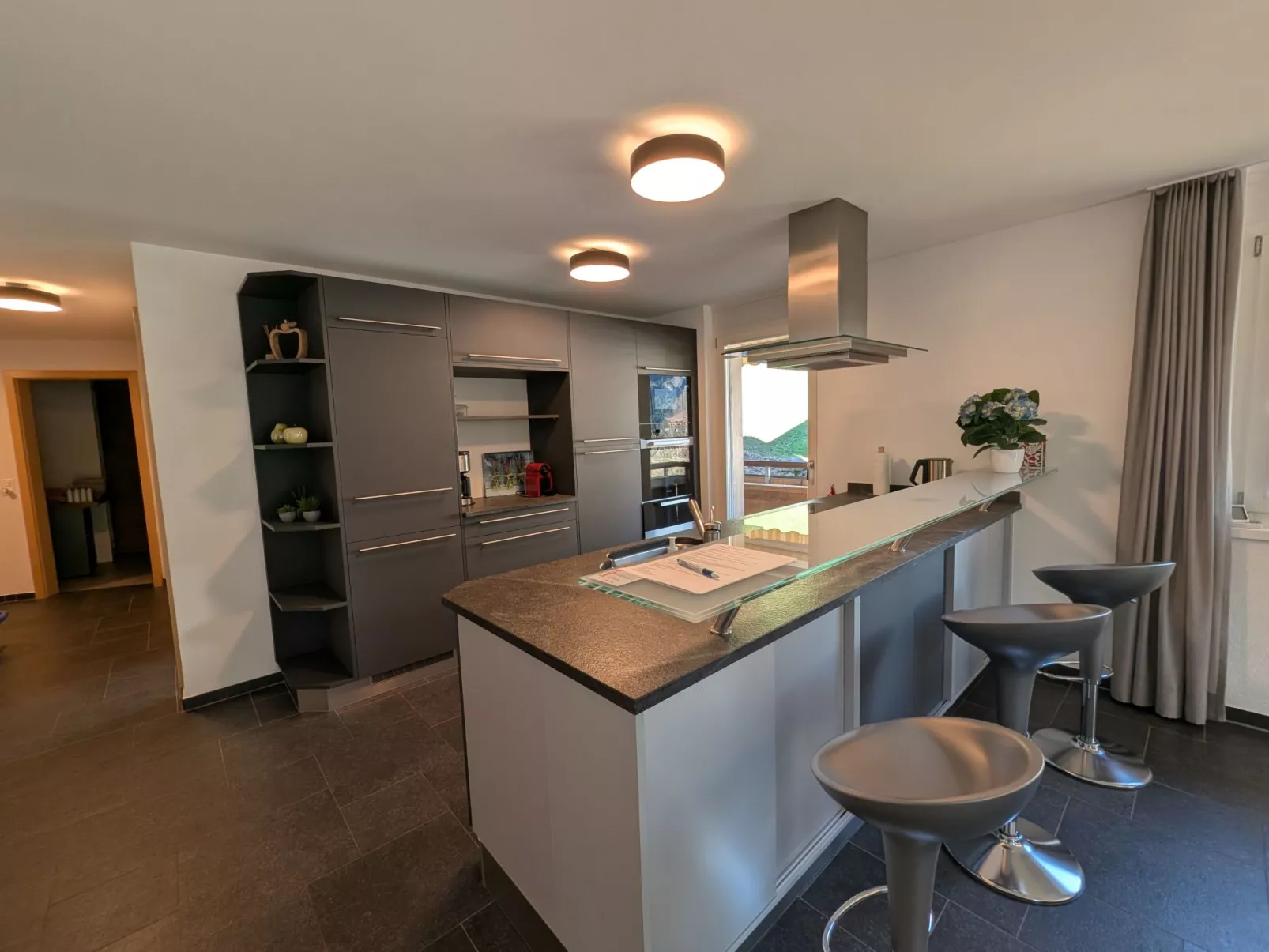 Apartment Valerian-Binnen