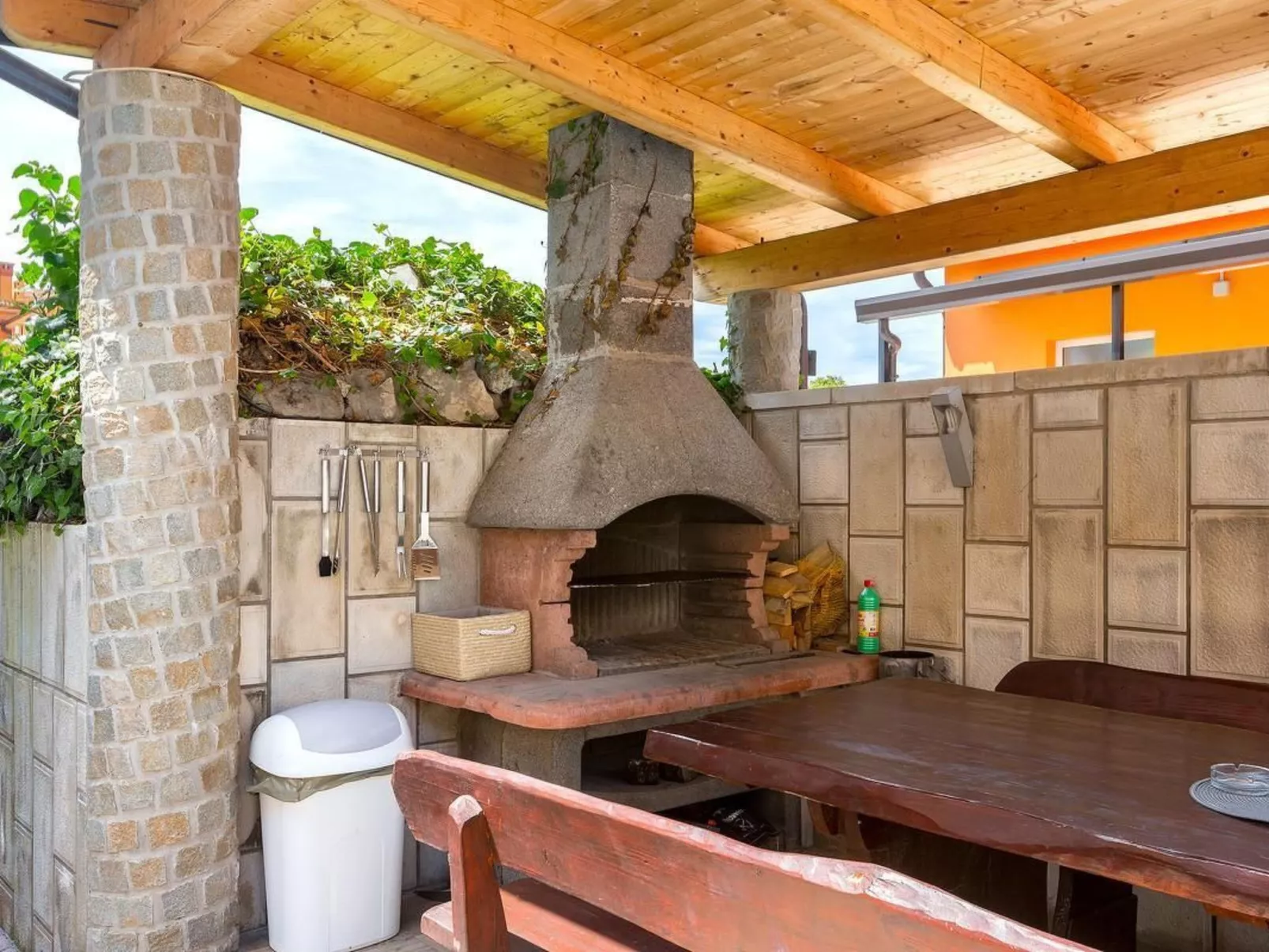 Wohnung in Medulin mit Grill, Garten und Terrasse-Image-tags.info