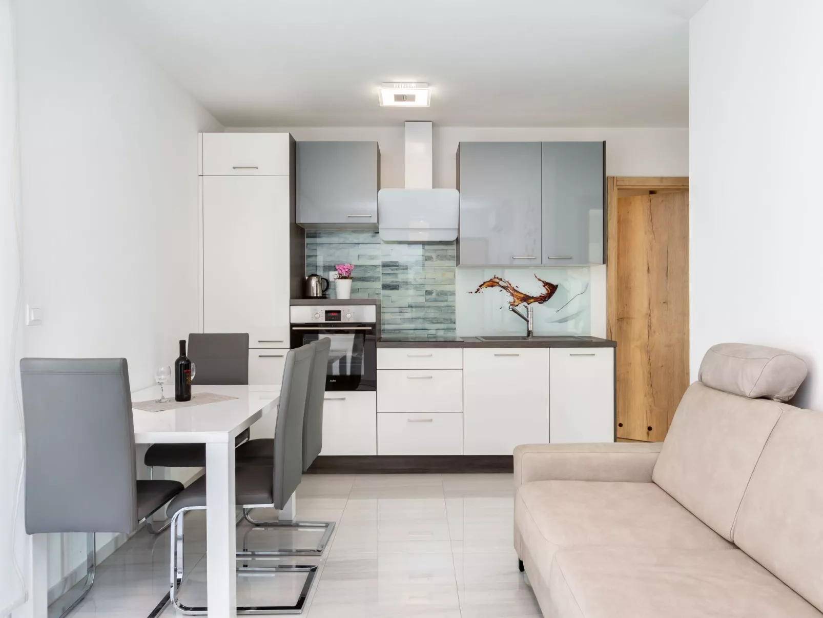 Alex-Betty direkt am Meer-Binnen