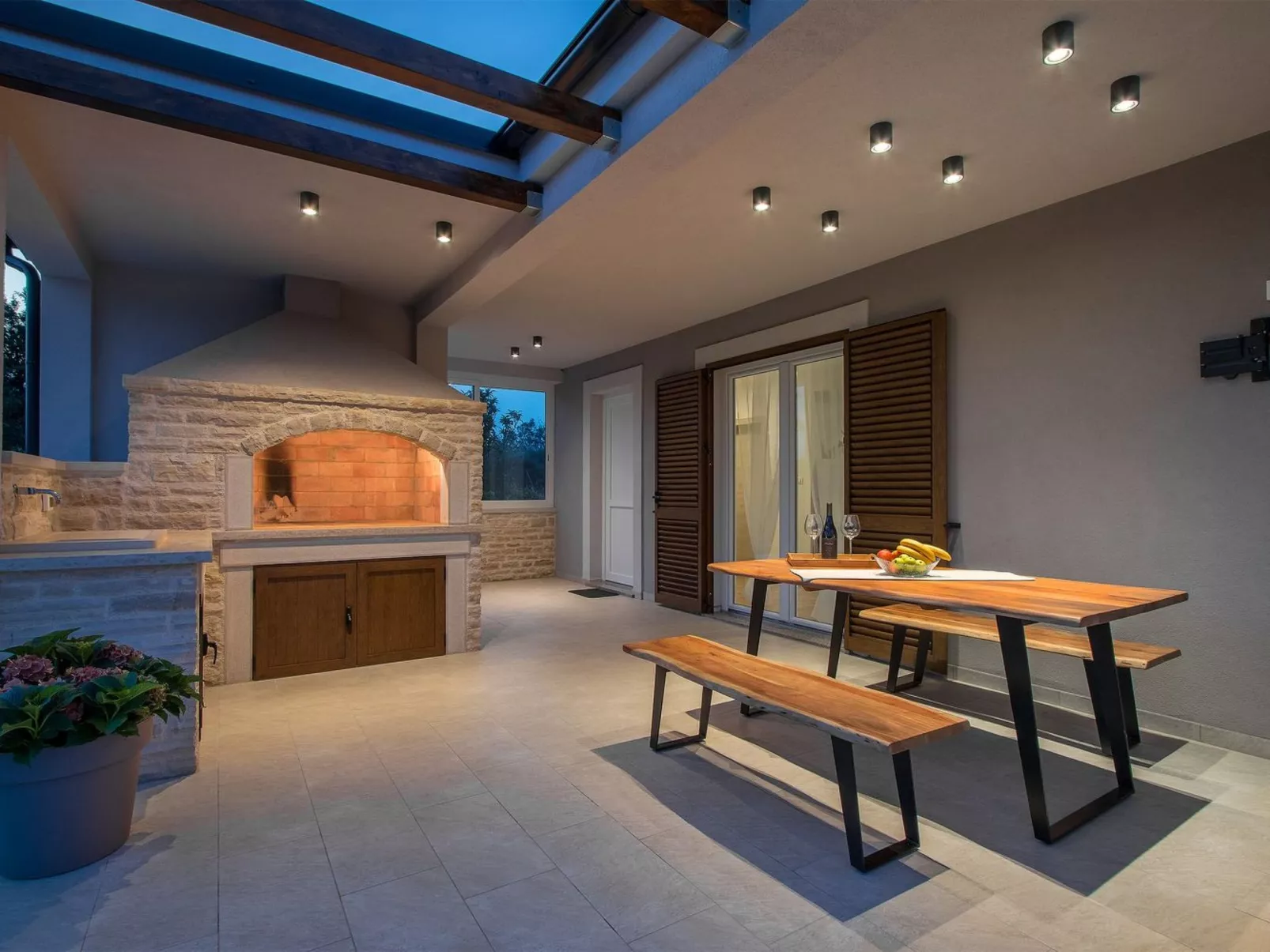 In Pomer mit Parkplatz-Image-tags.info