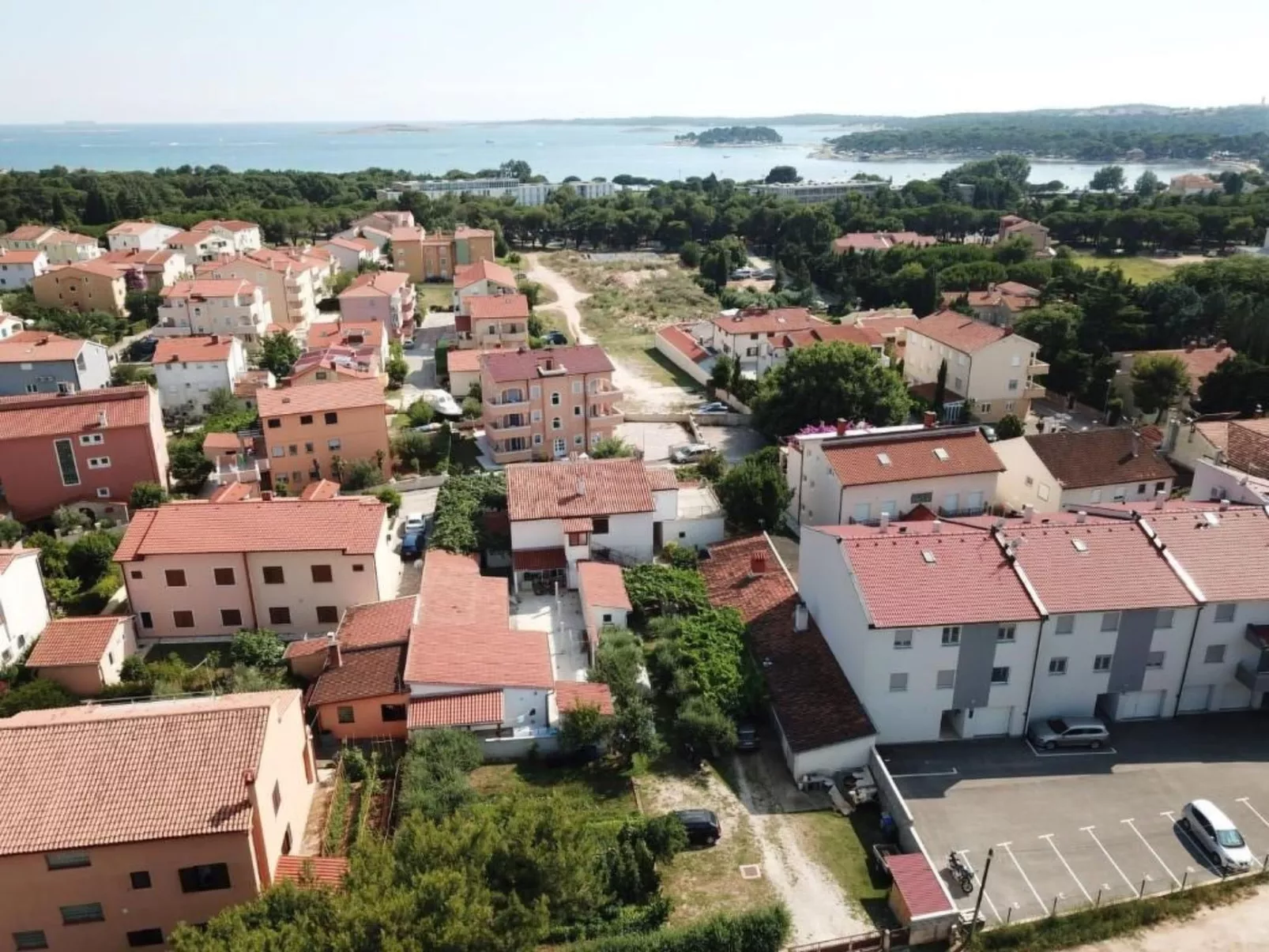 "Kiwi" mit Whirlpool-Buiten