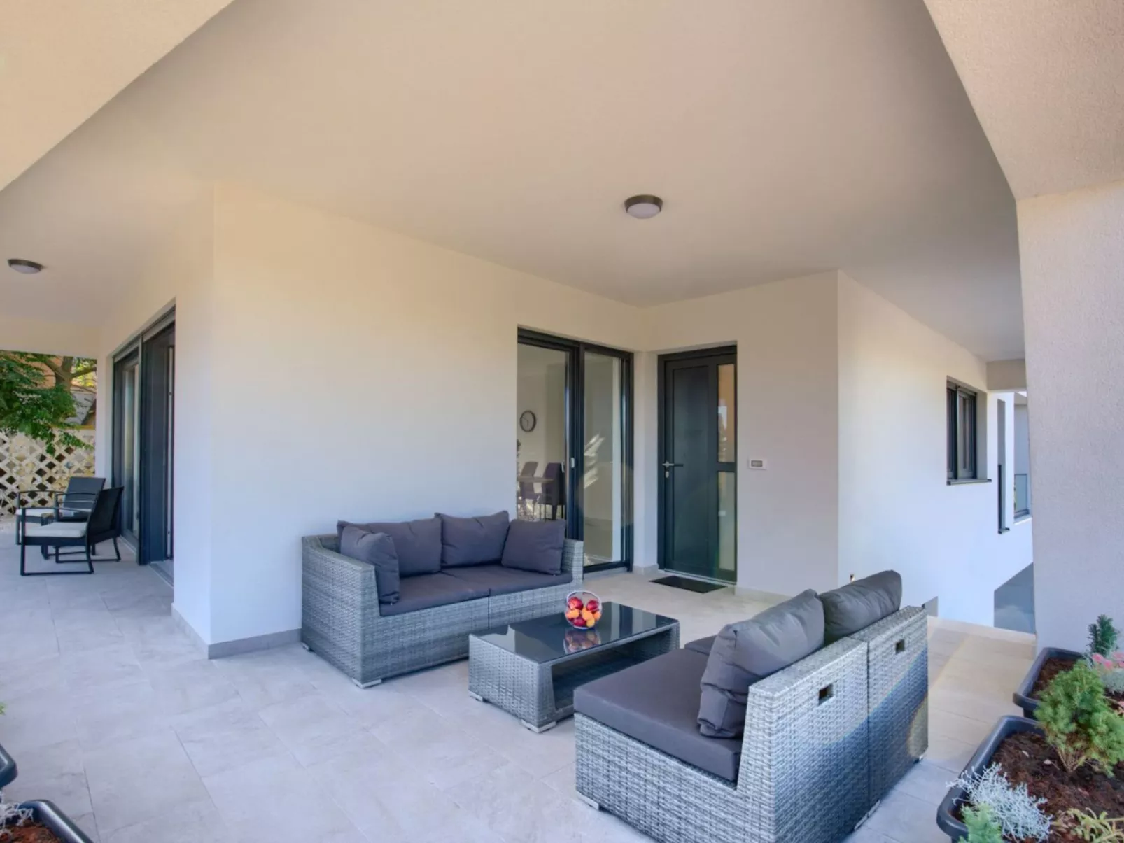 Villa Delfin mit Pool-Image-tags.info