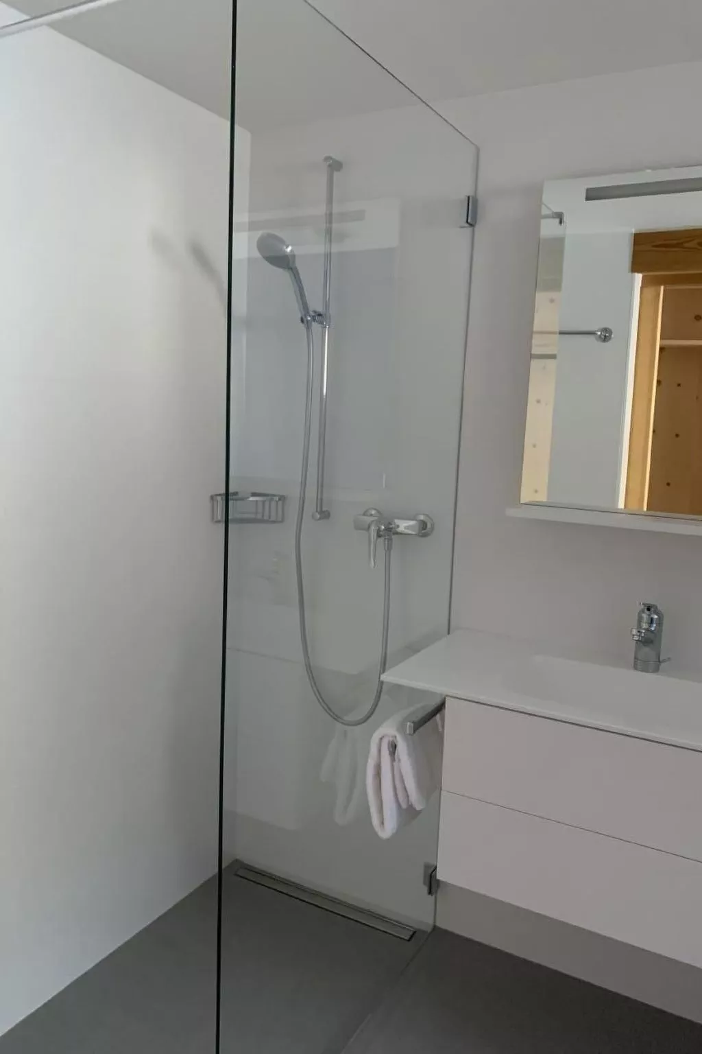 Chesa la Furia 7 - Bergbahn inklusive im Sommer-Binnen