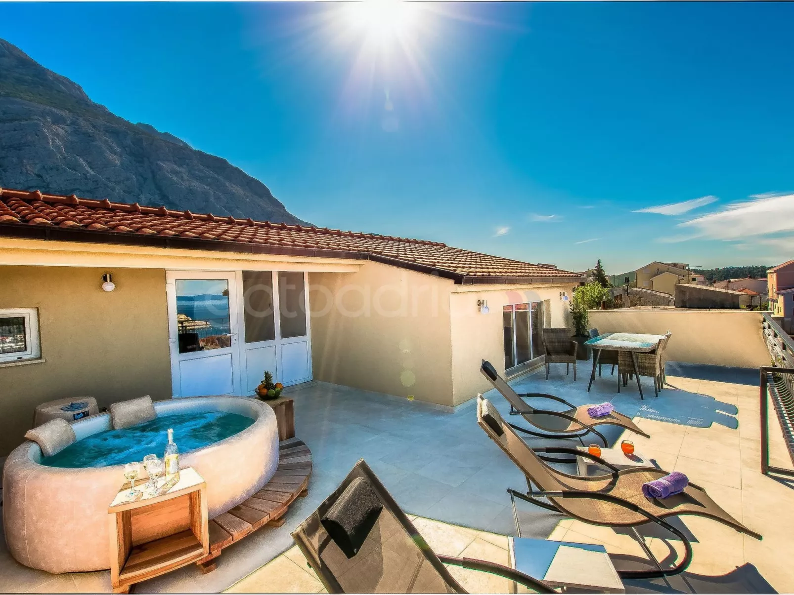 Penthouse Skytub - Binnen