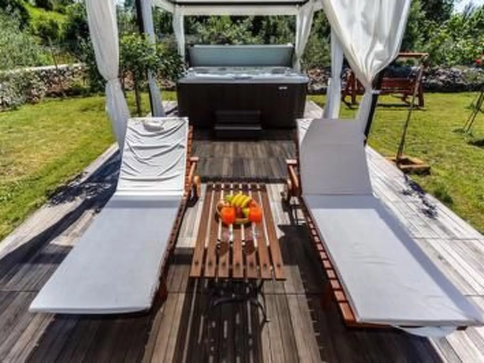 "VillaTonka auf der Insel Krk, Malinska"-Buiten