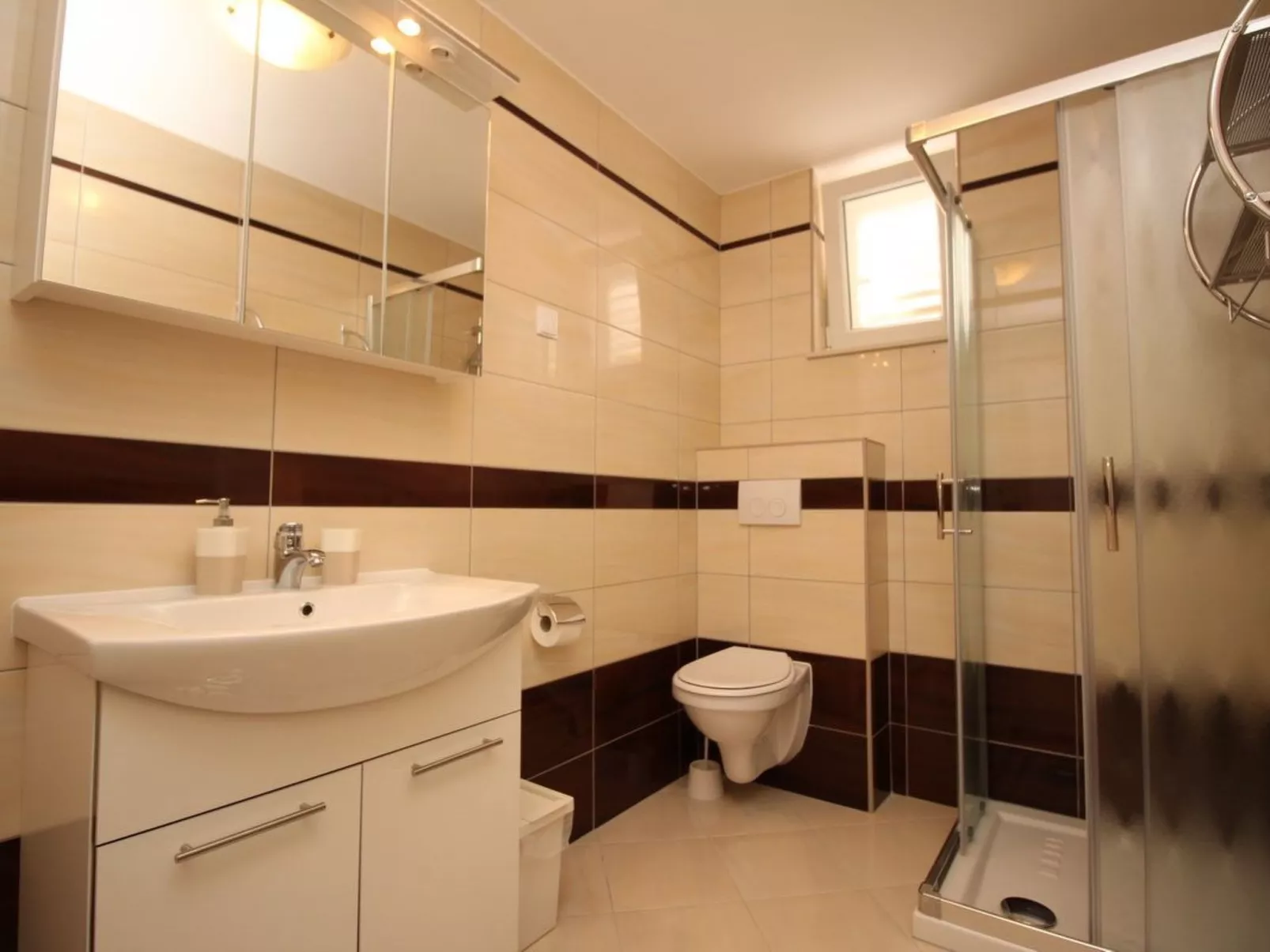 Nettes Appartement in Baška mit Gemeinsamer Terrasse-Binnen