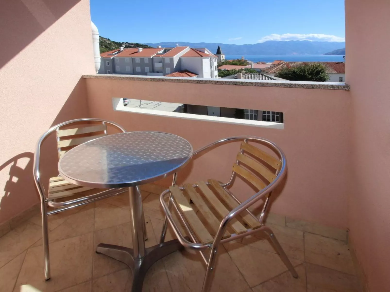 Charmantes Appartement in Baška mit Eigenem Balkon-Binnen