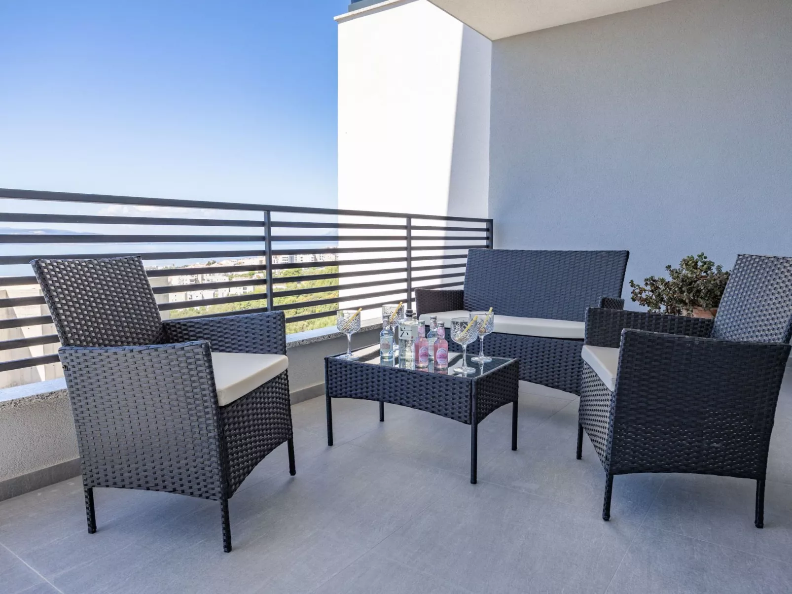 Biokovo-Image-tags.info