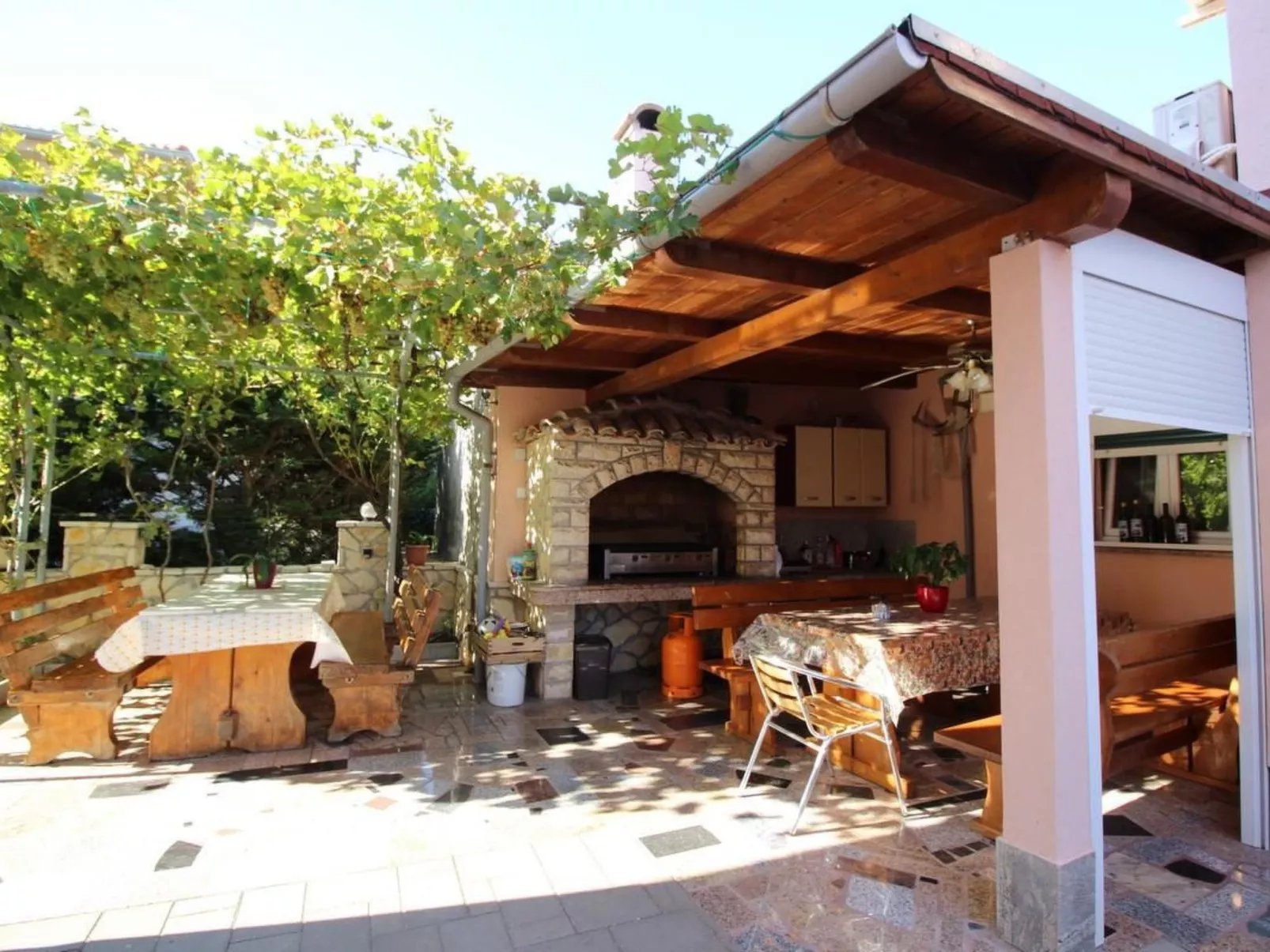 Wohnung in Baška mit Eigenem Balkon-Buiten