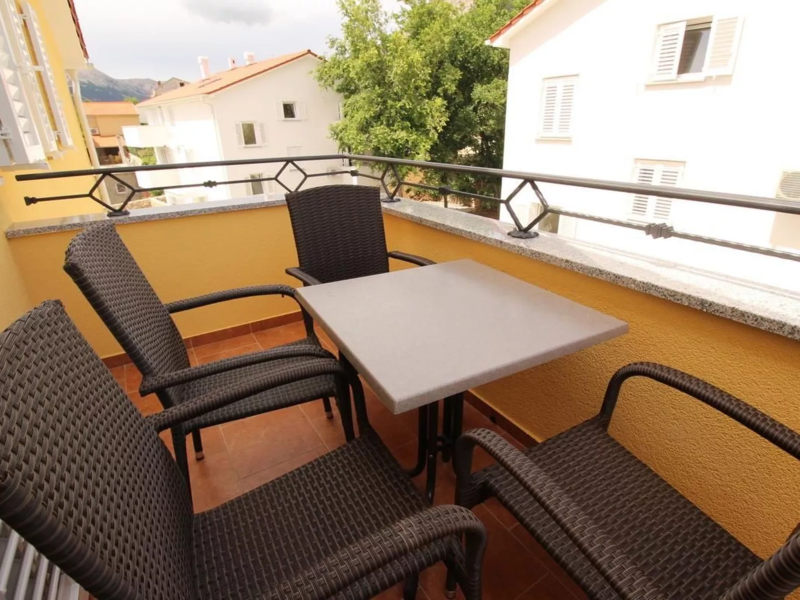 Gorica II A2+1 br.9-Buiten