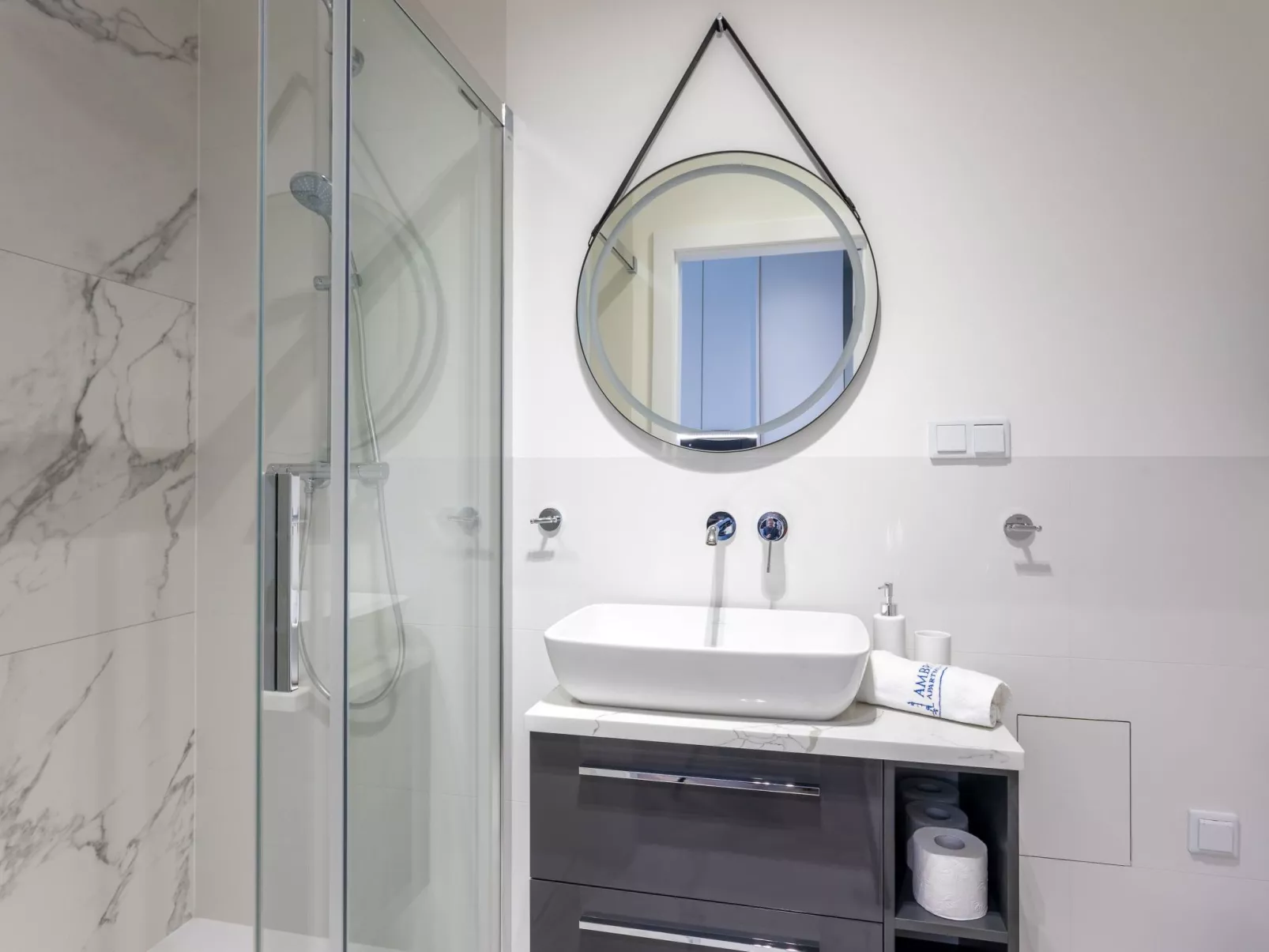 Topmoderne Ferienwohnung Albus 419-Image-tags.info