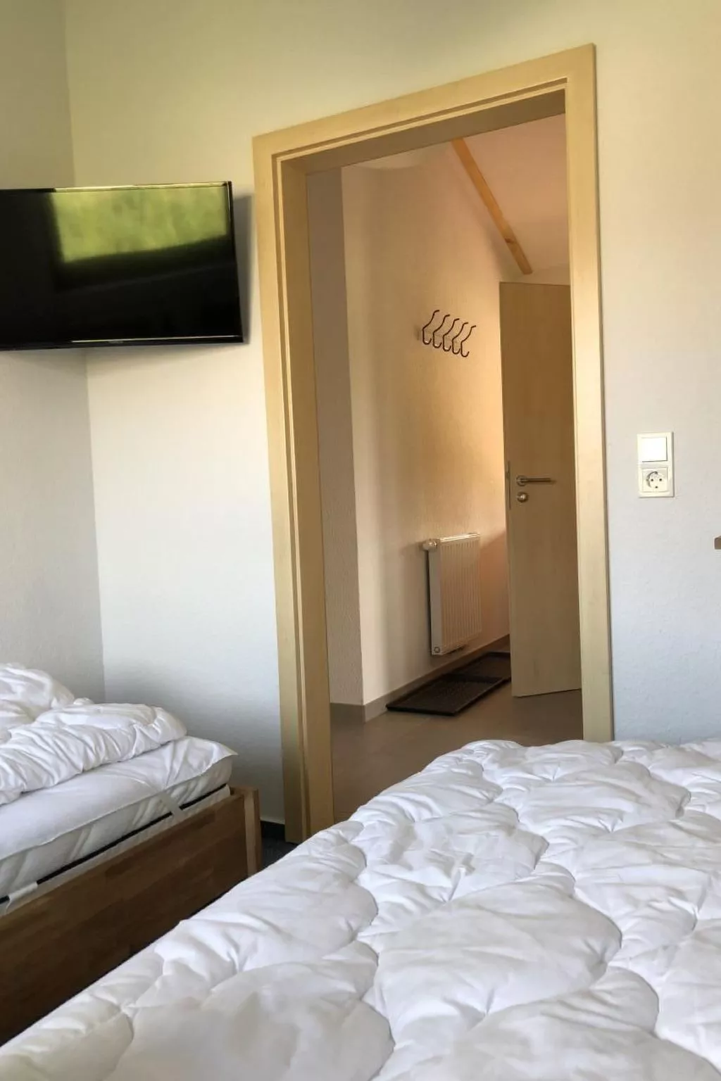 N6 Ferienhaus mit Garten in Eckwarderhörne-Binnen