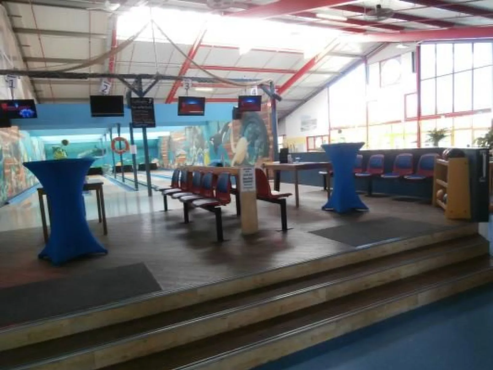 Uriges Ferienhaus mit Garten und Grill-Binnen