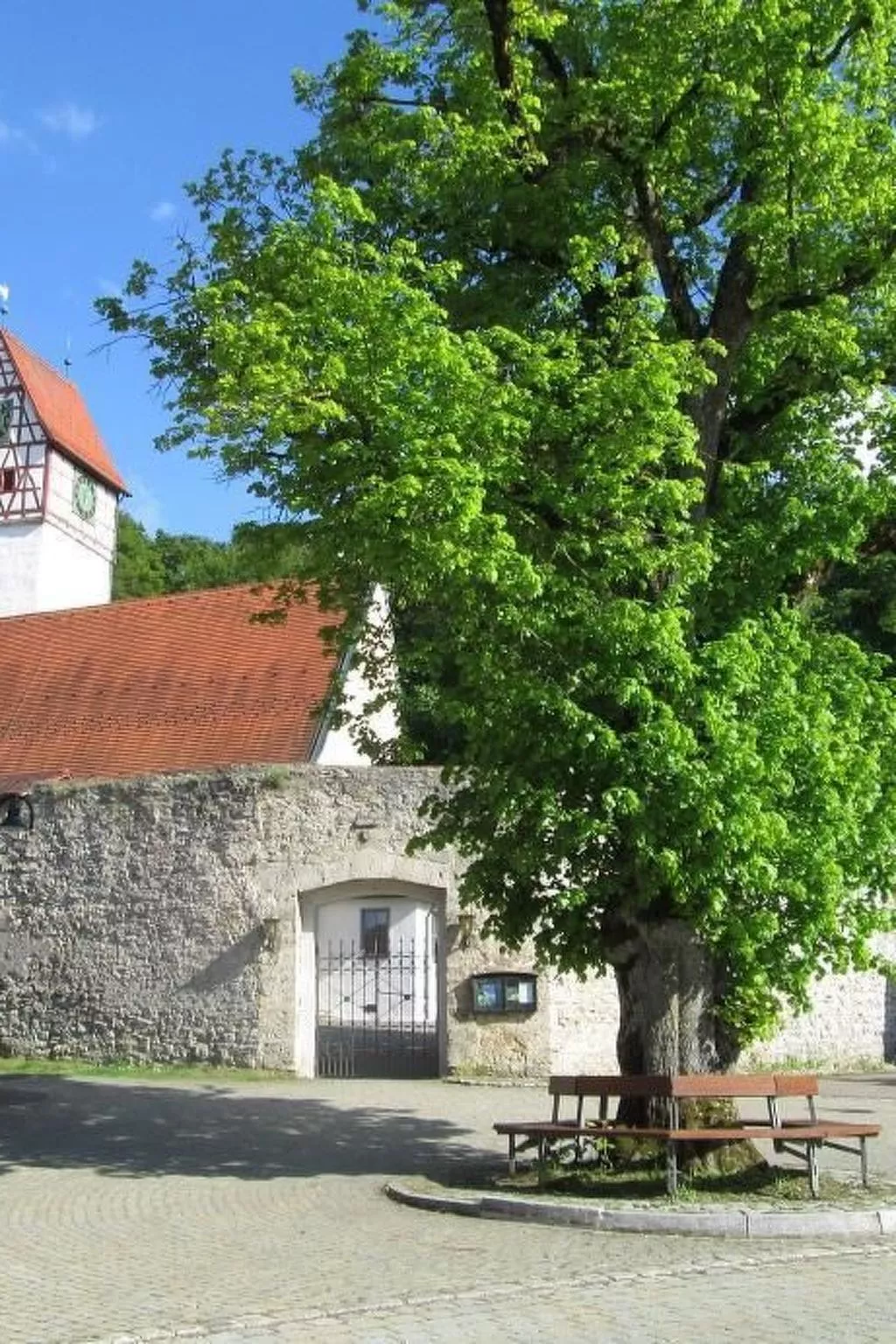 Wunderschönes Ferienhaus in Zainingen-Image-tags.info