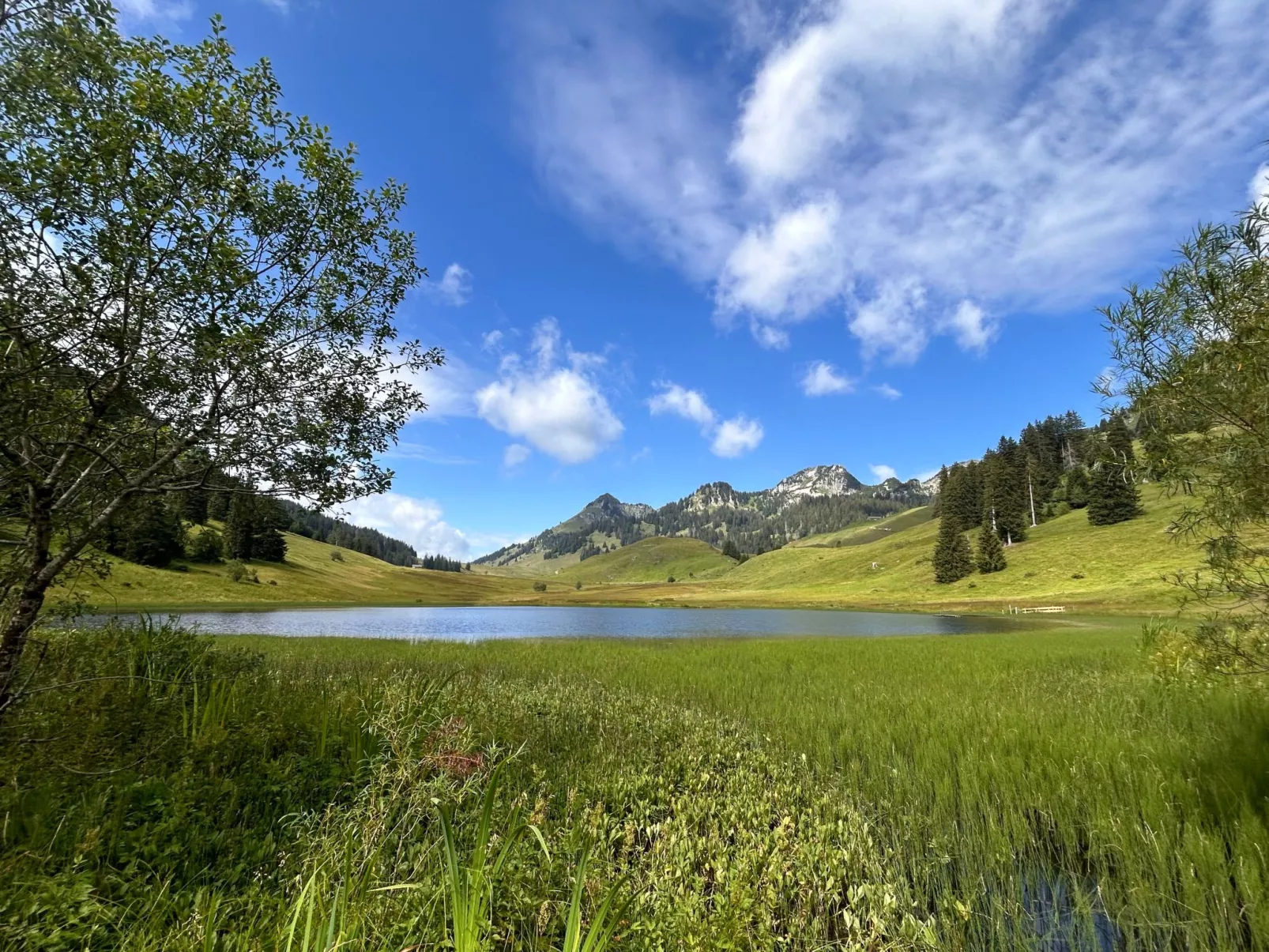 Sonnige Maisonette-Buiten
