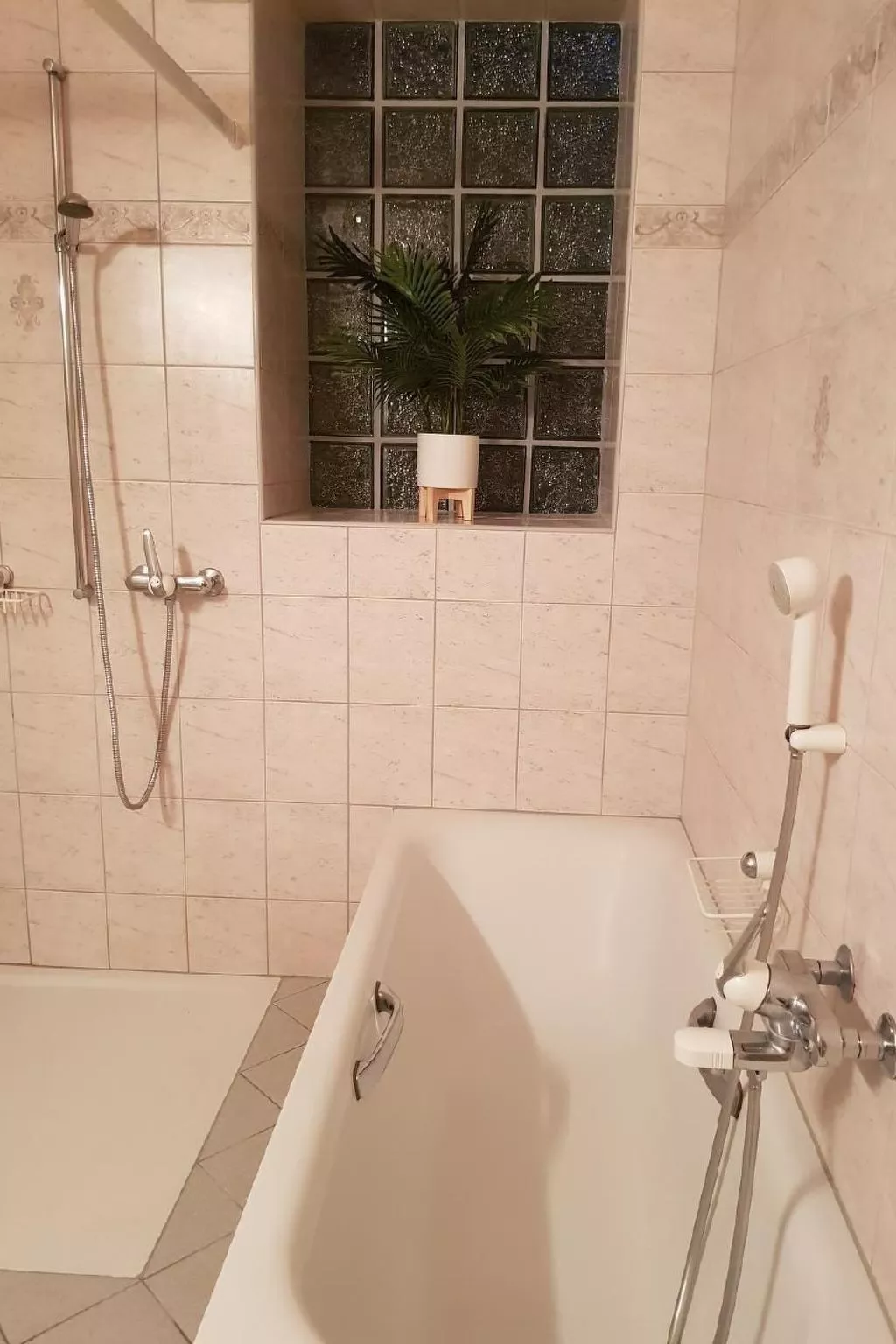 Wohnung Gîte rural de Courcelon-Binnen