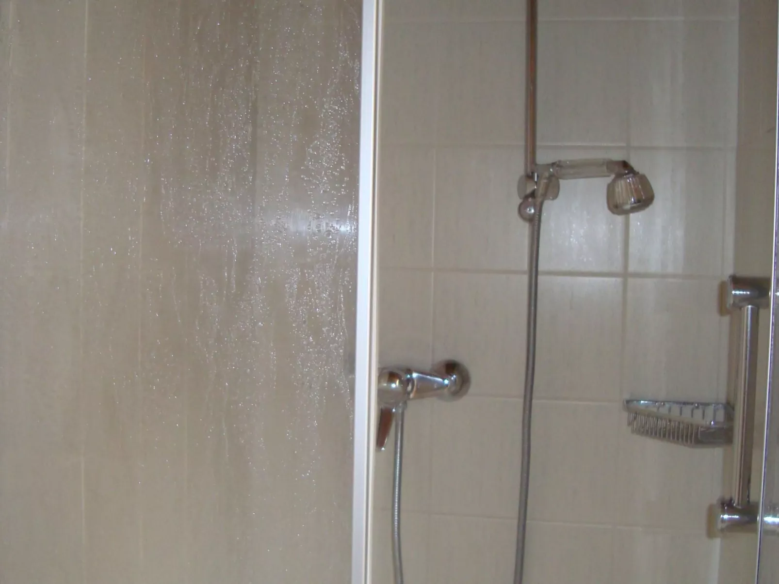 Dachgeschosswohnung mit toller Aussicht vom Balkon-Binnen