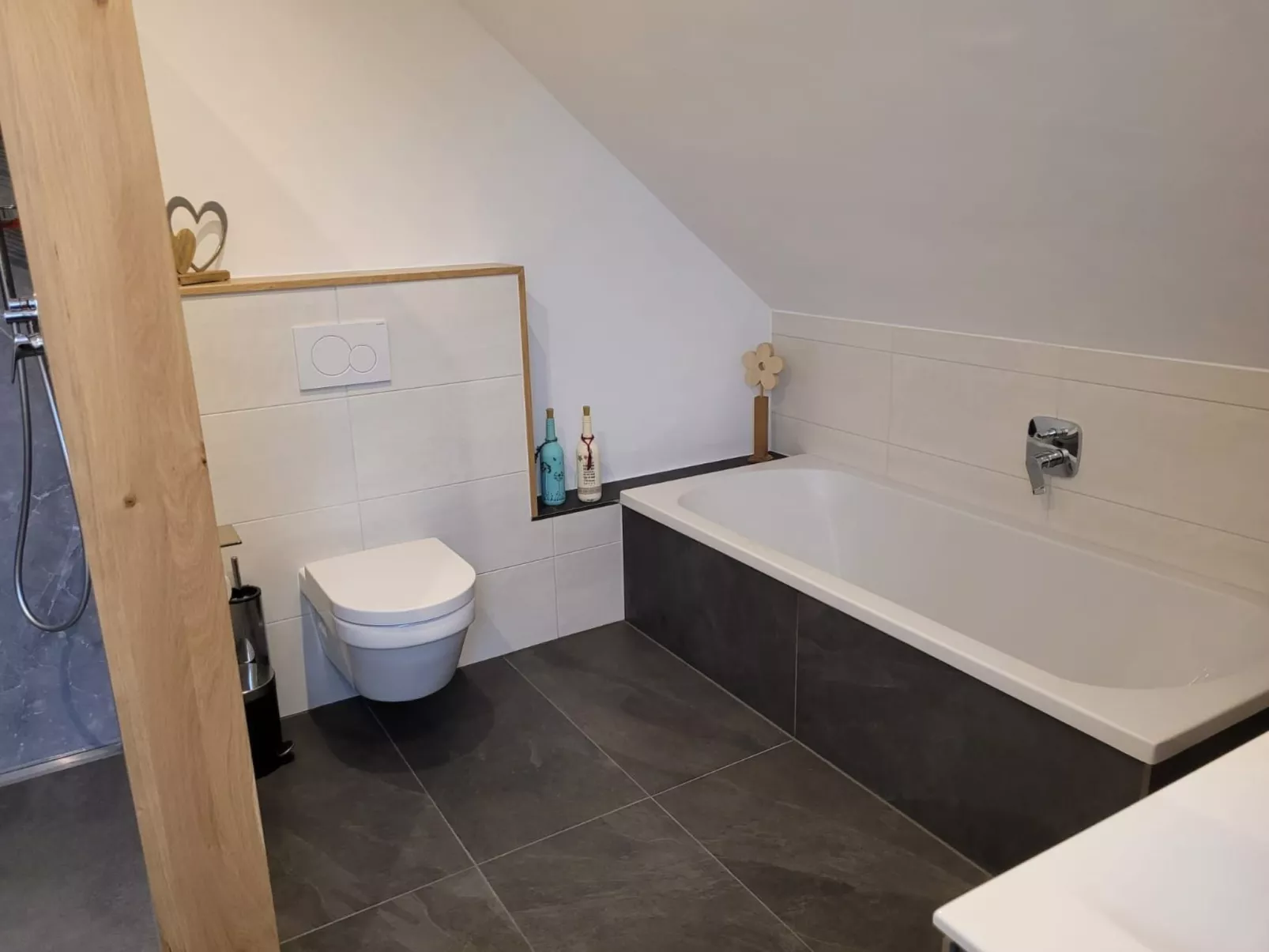 Appartement mit Balkon-Binnen