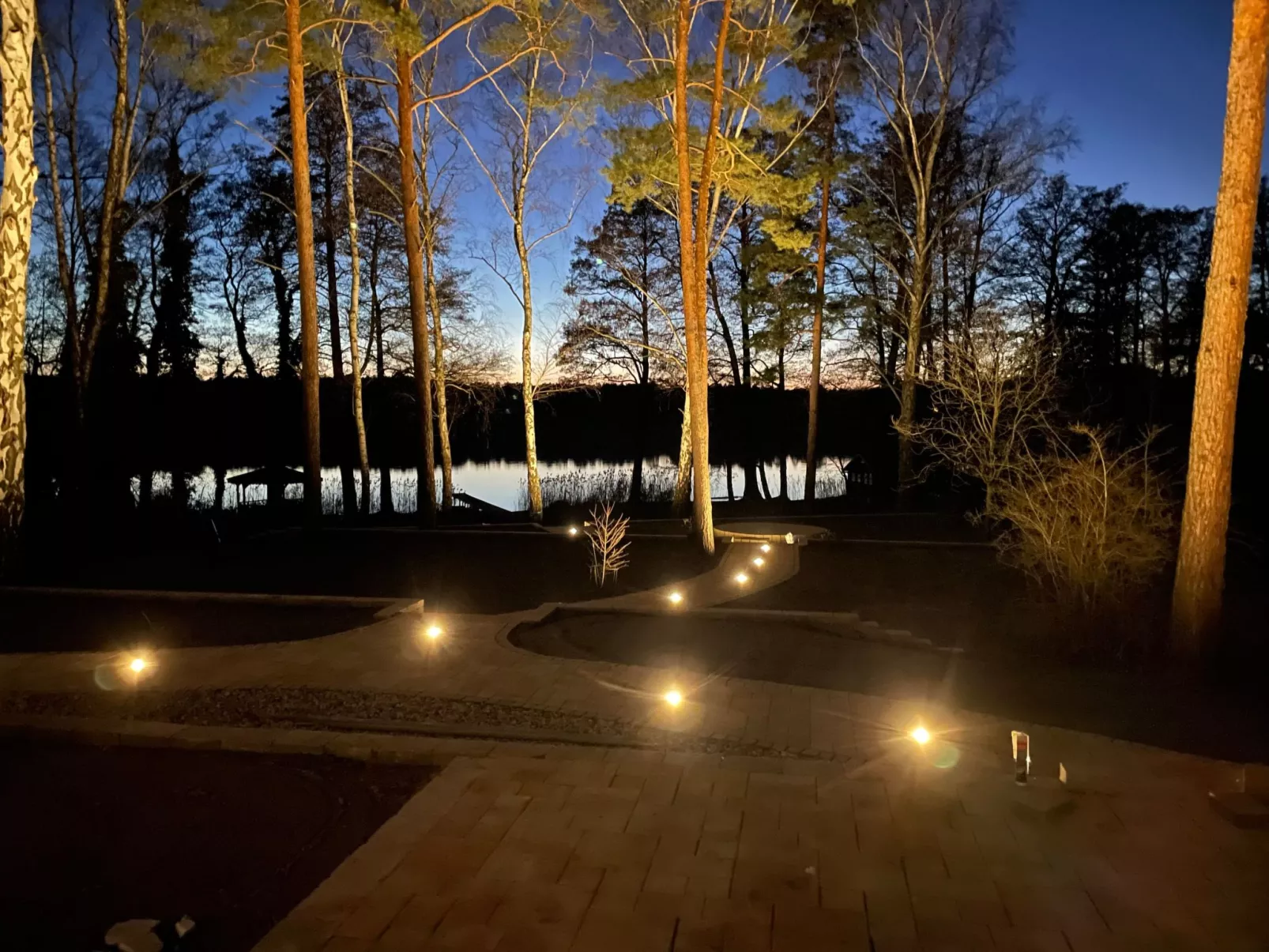 Villa Zesch am See-Buiten