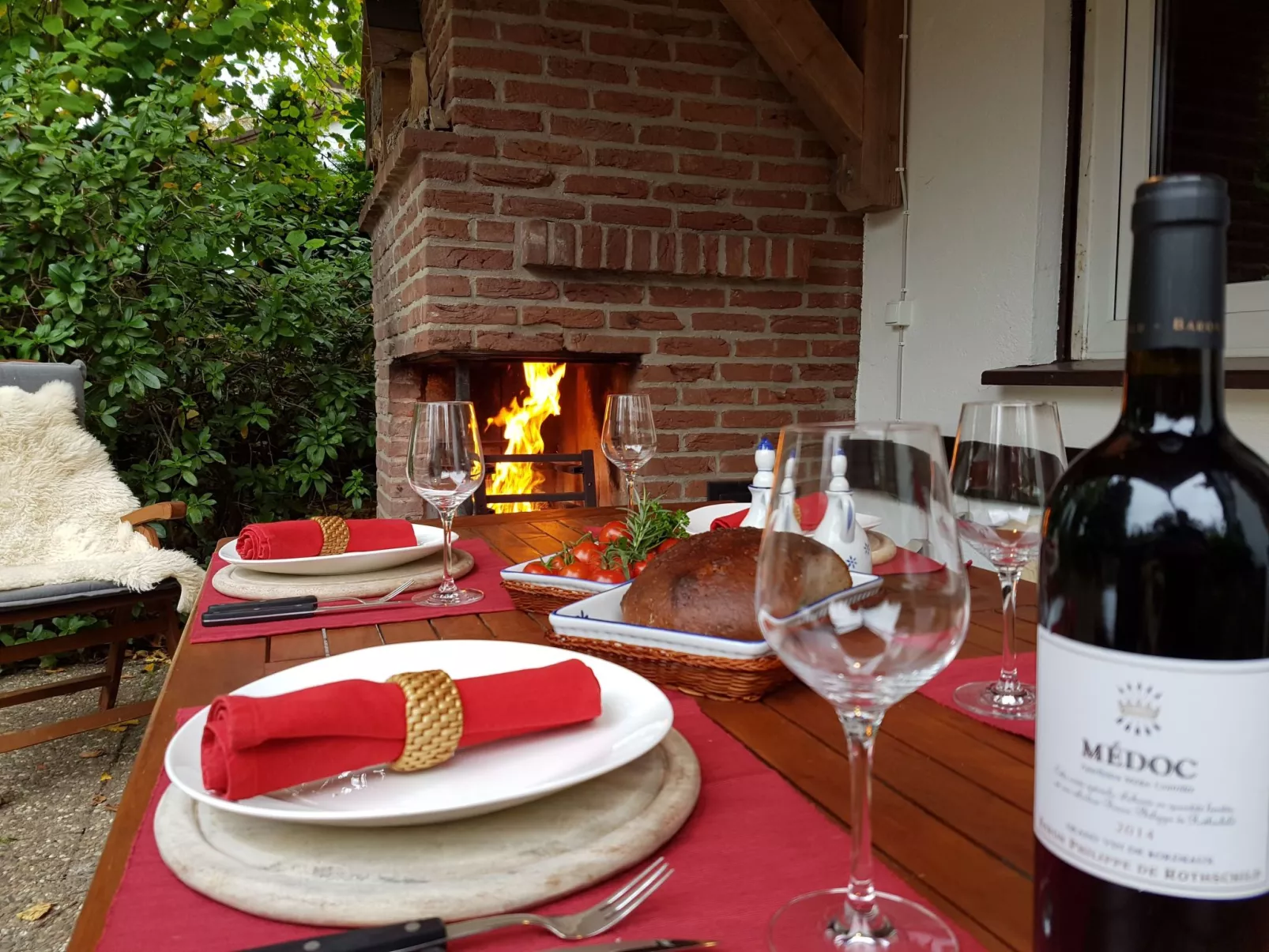 Ferienvilla mit eigener Sauna-Buiten